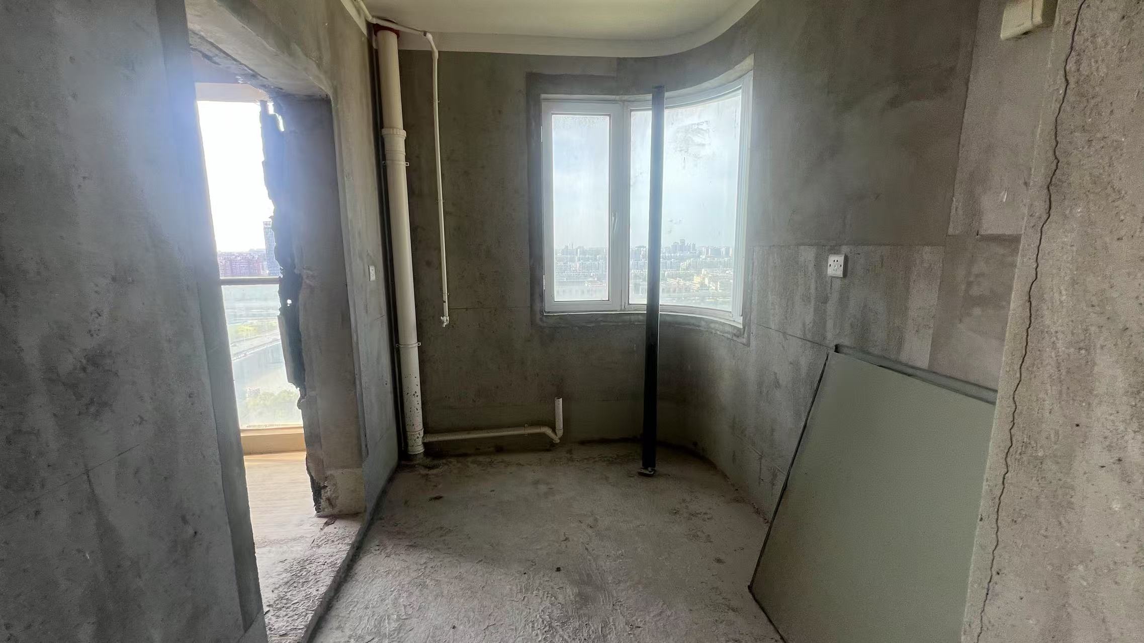 富都豪园 3室2厅2卫 168.72m&sup2;