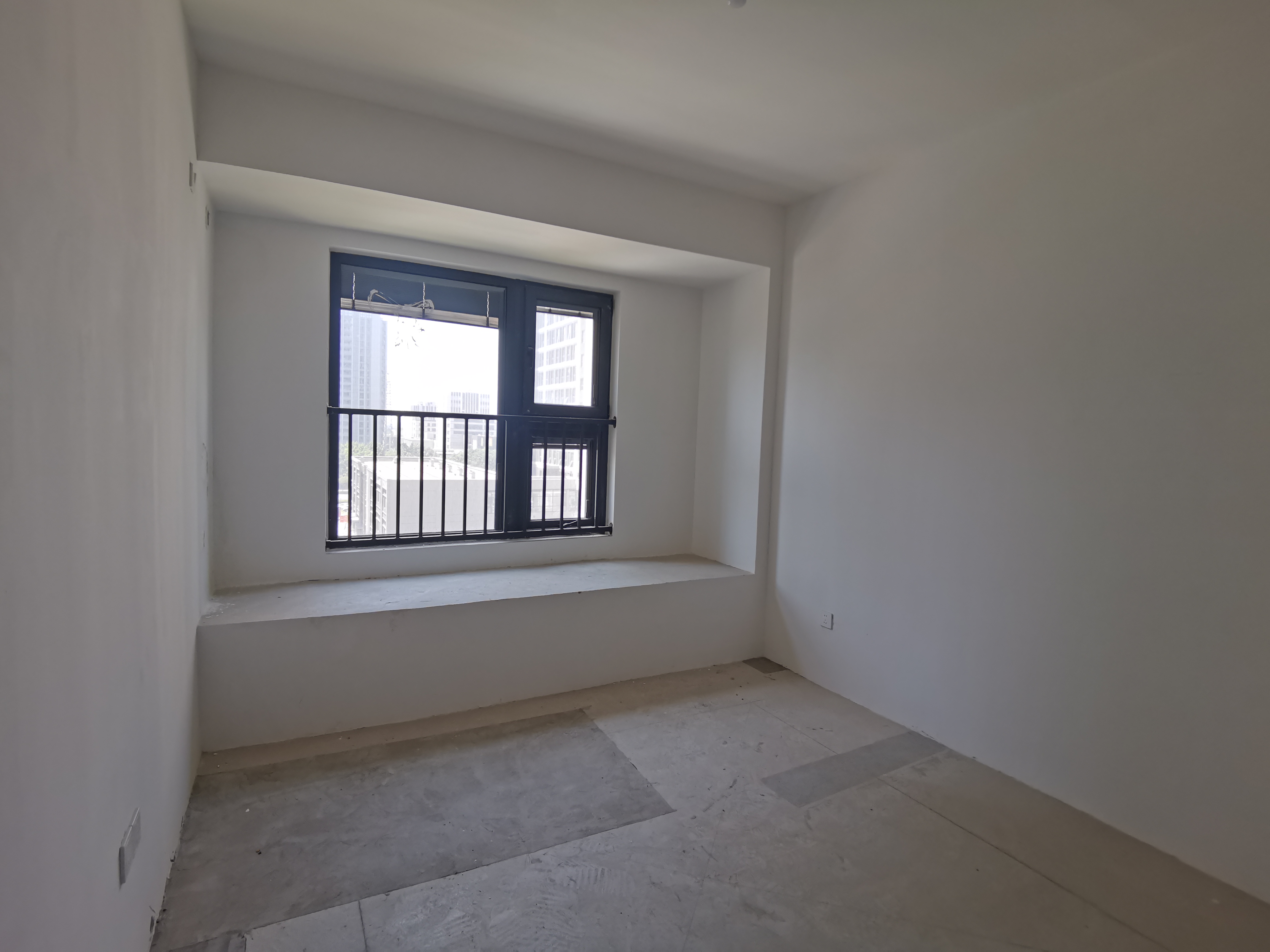 东时区 3室2厅1卫 93m&sup2;