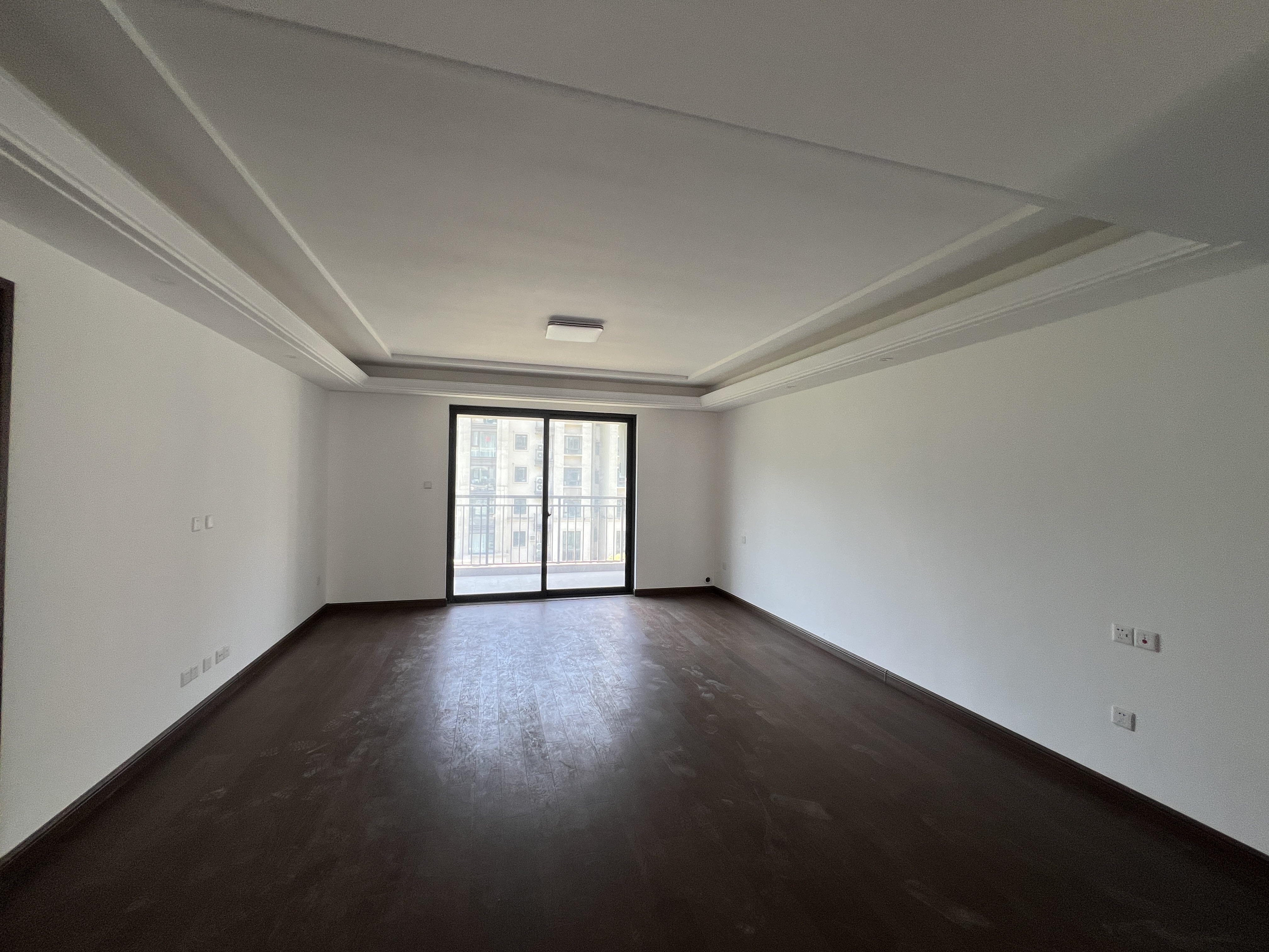 华强国际公馆 4室2厅2卫 159.73m&sup2;