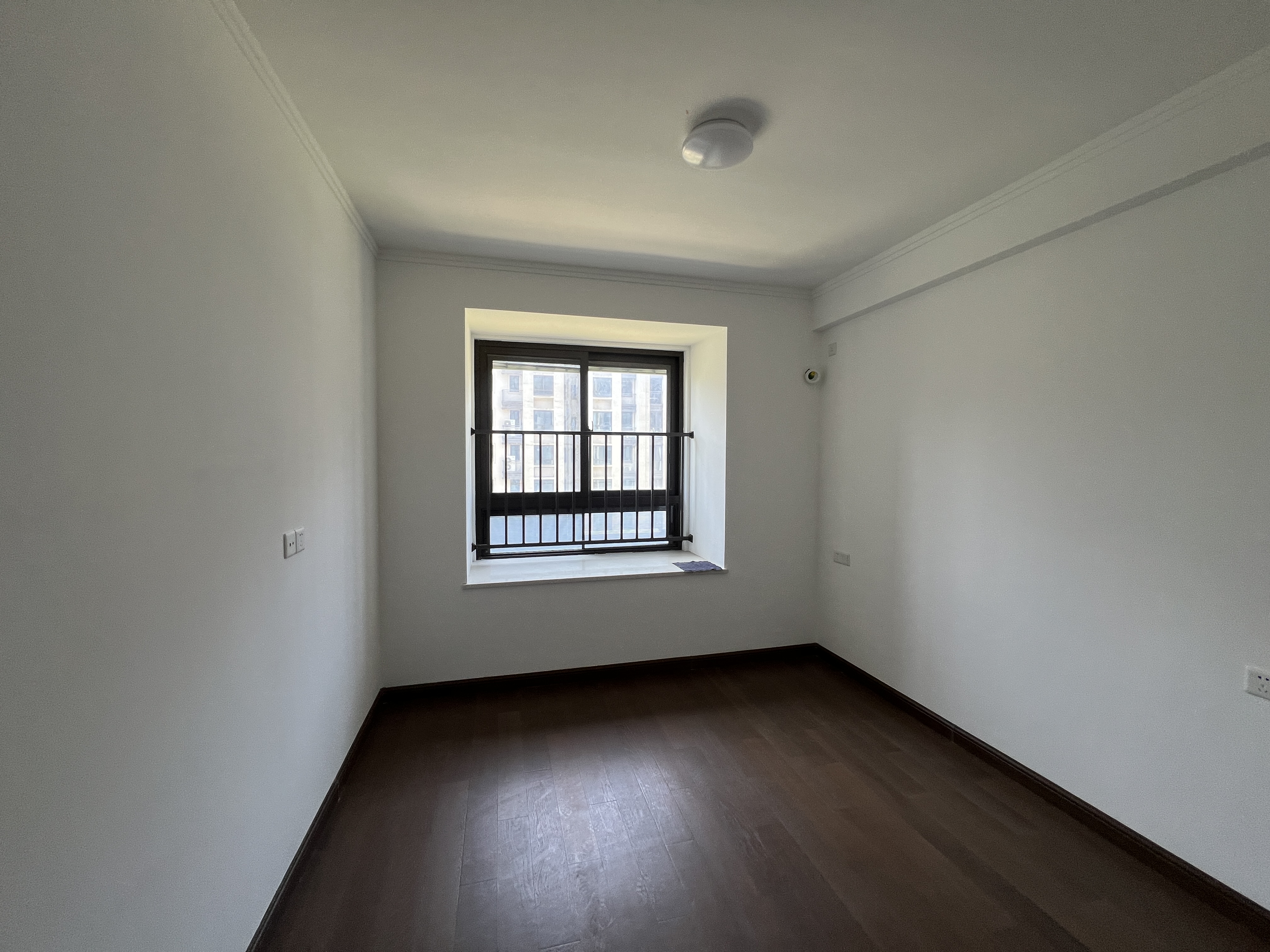 华强国际公馆 4室2厅2卫 159.73m&sup2;