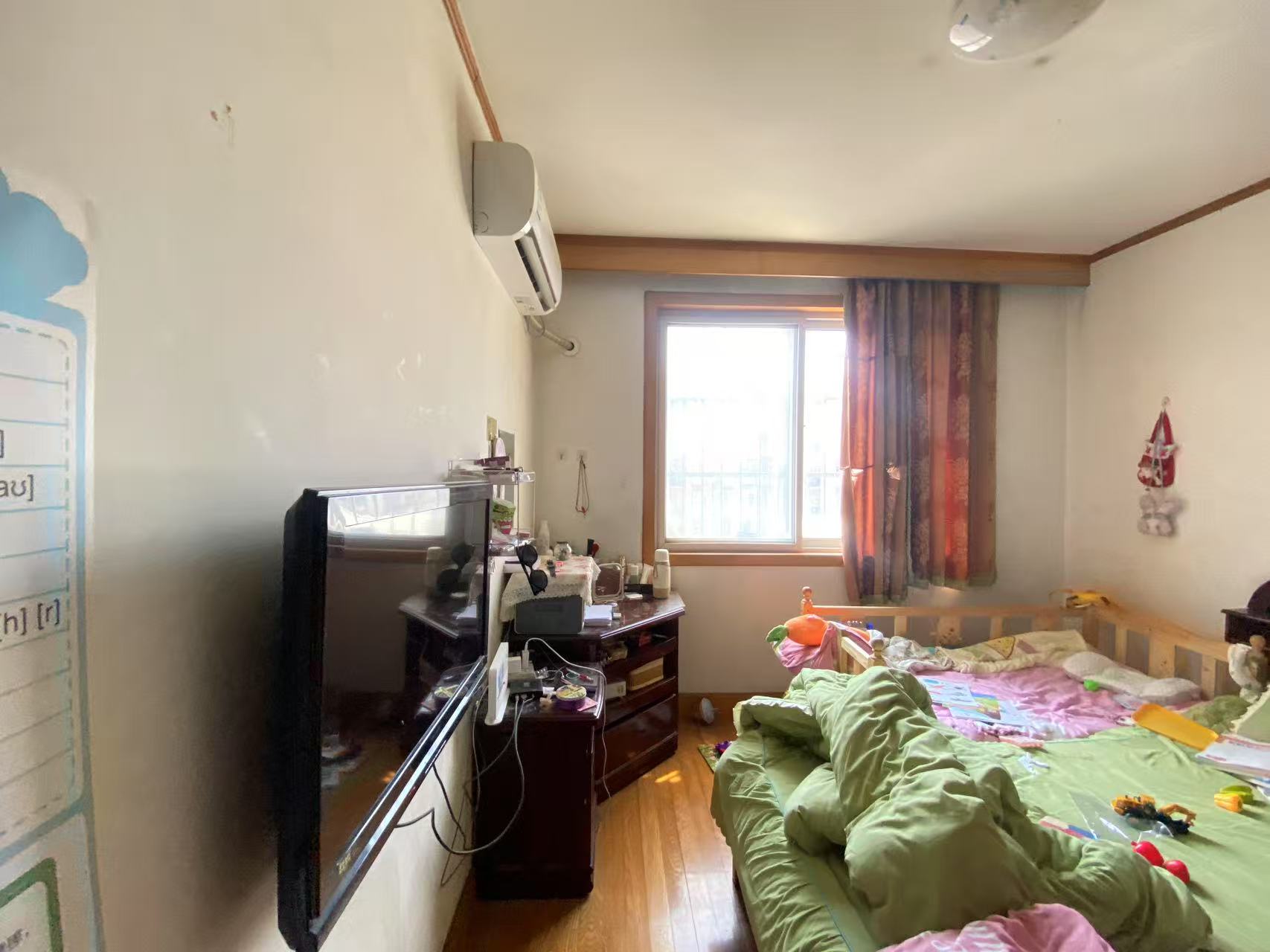 城港新村 2室1厅1卫 60m&sup2;
