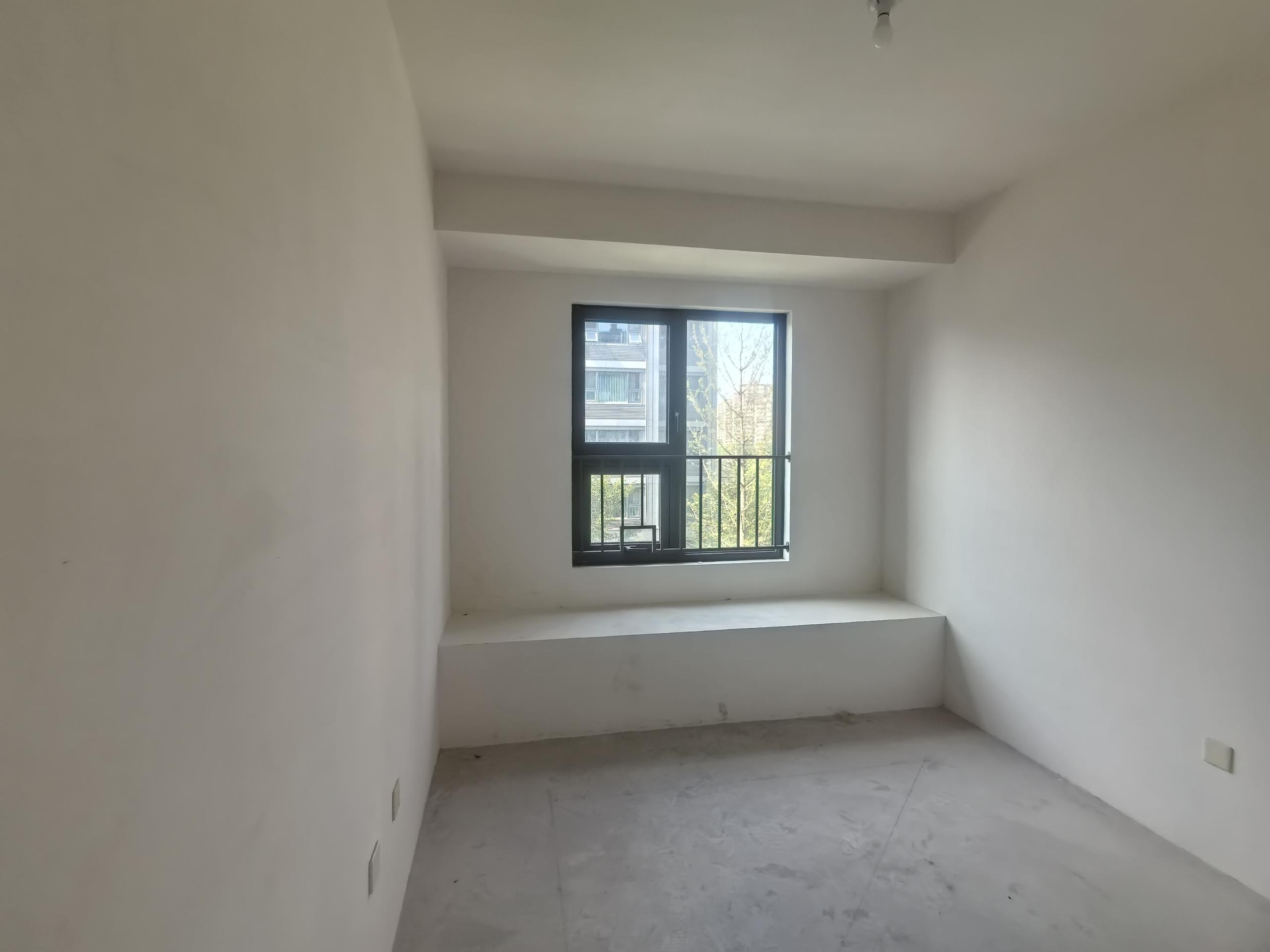 绿城湖境和庐 4室2厅2卫 150.99m&sup2;