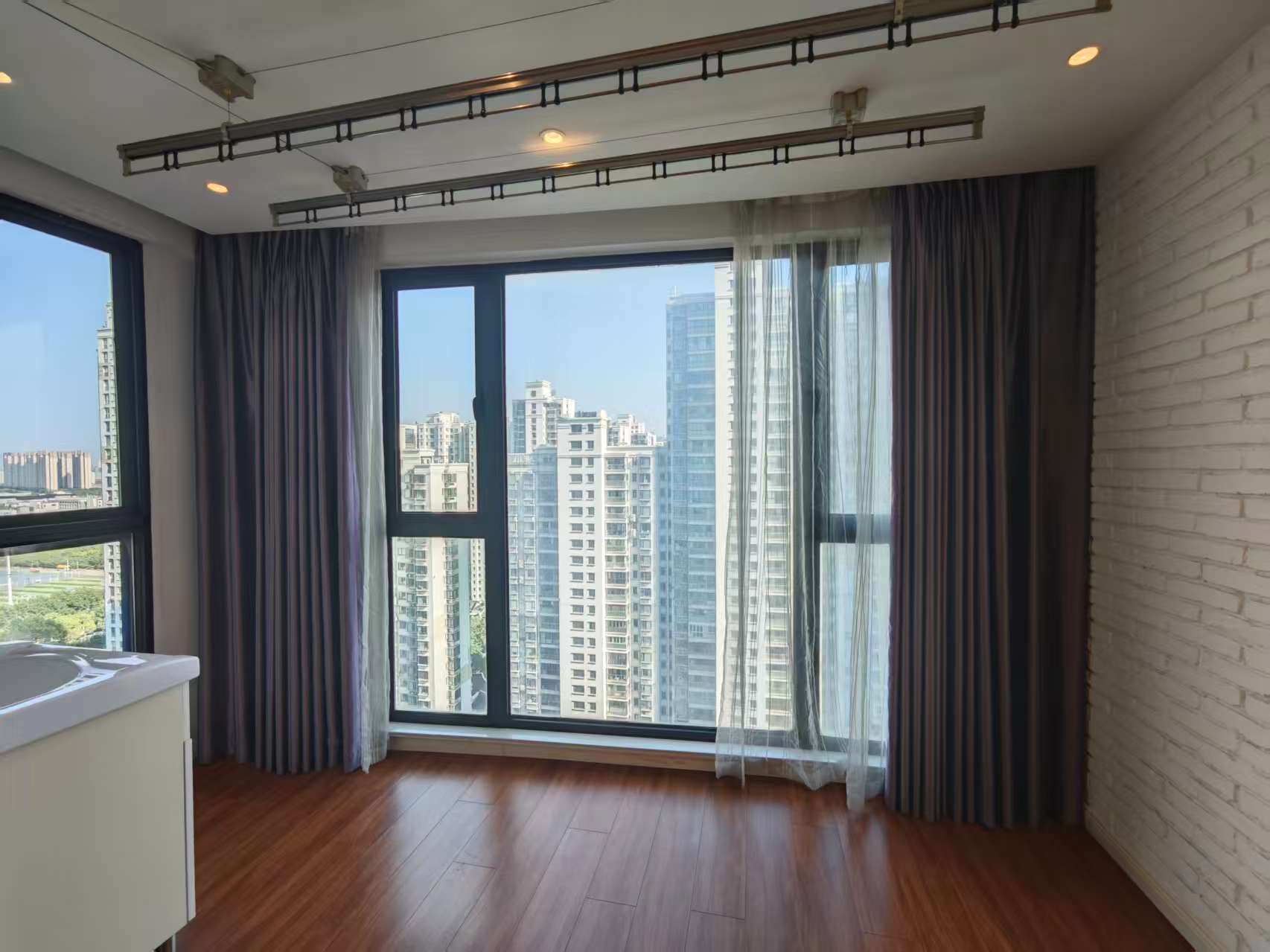 中南世纪城北区 2室2厅1卫 105.42m&sup2;
