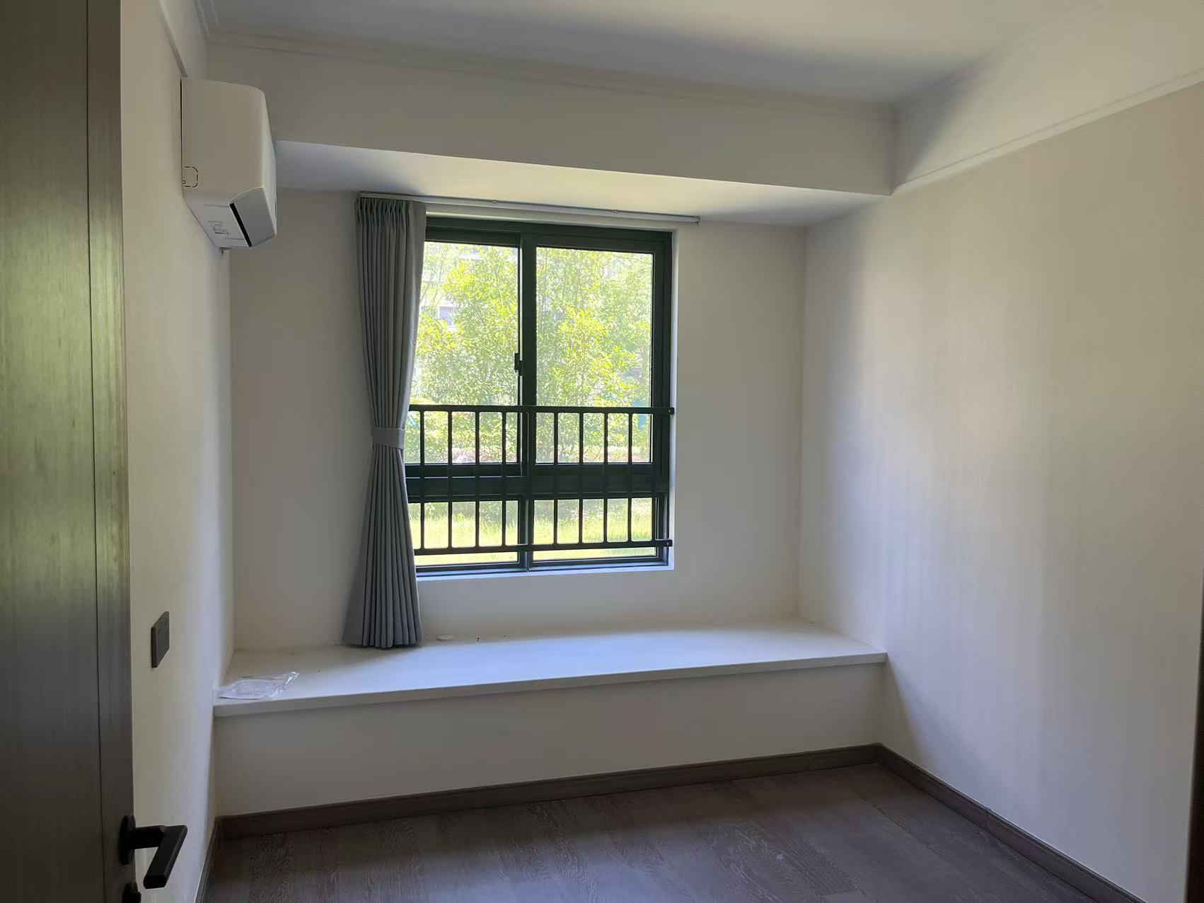 万科未来之光 4室2厅2卫 129m&sup2;