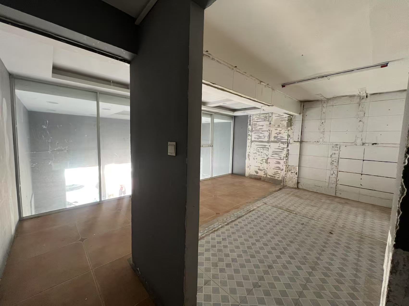 锦安花园 1室1厅0卫 49.00m&sup2;