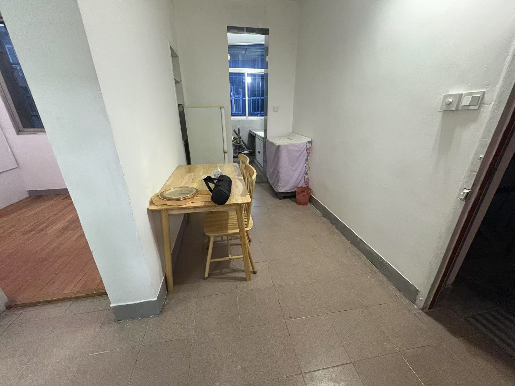 青年路新村 3室1厅1卫 68.90m&sup2;