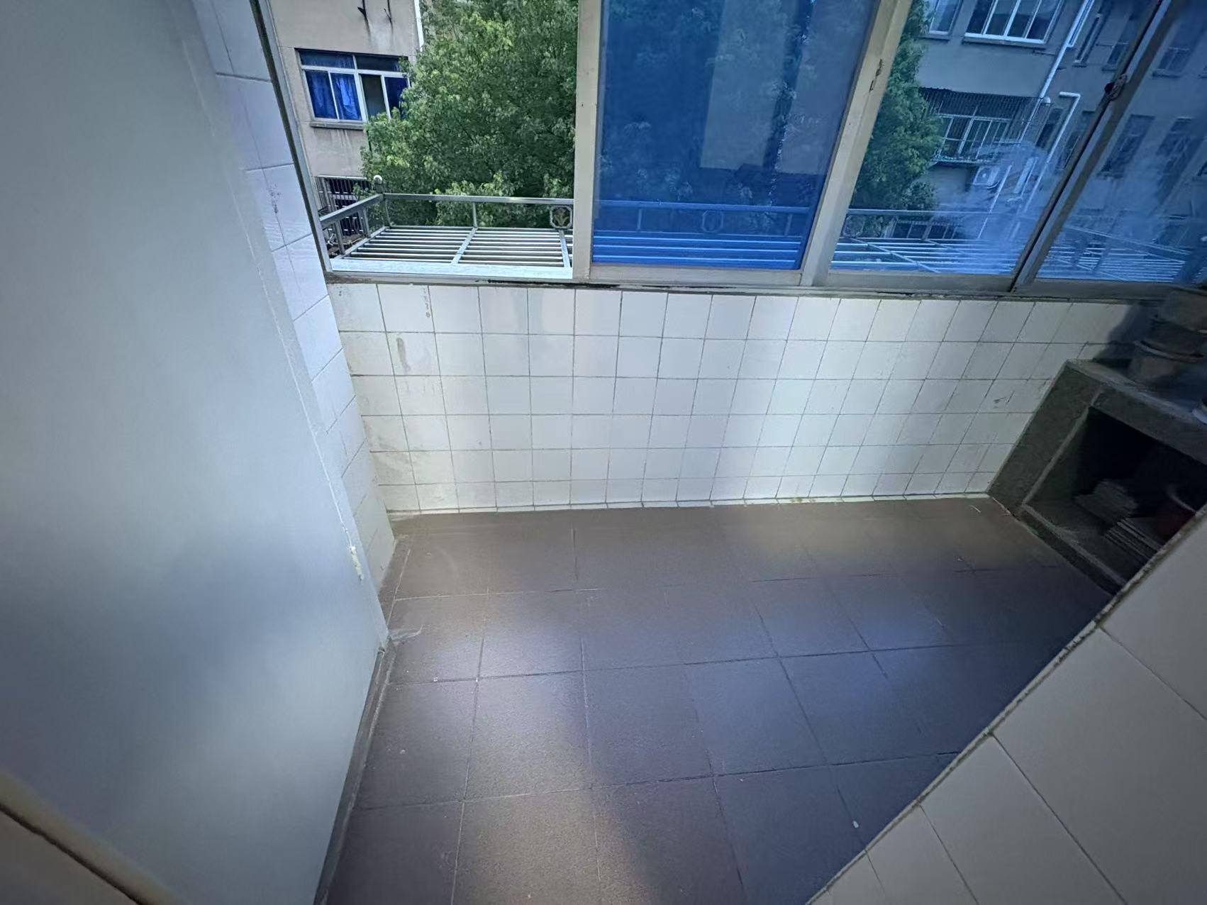青年路新村 3室1厅1卫 68.90m&sup2;