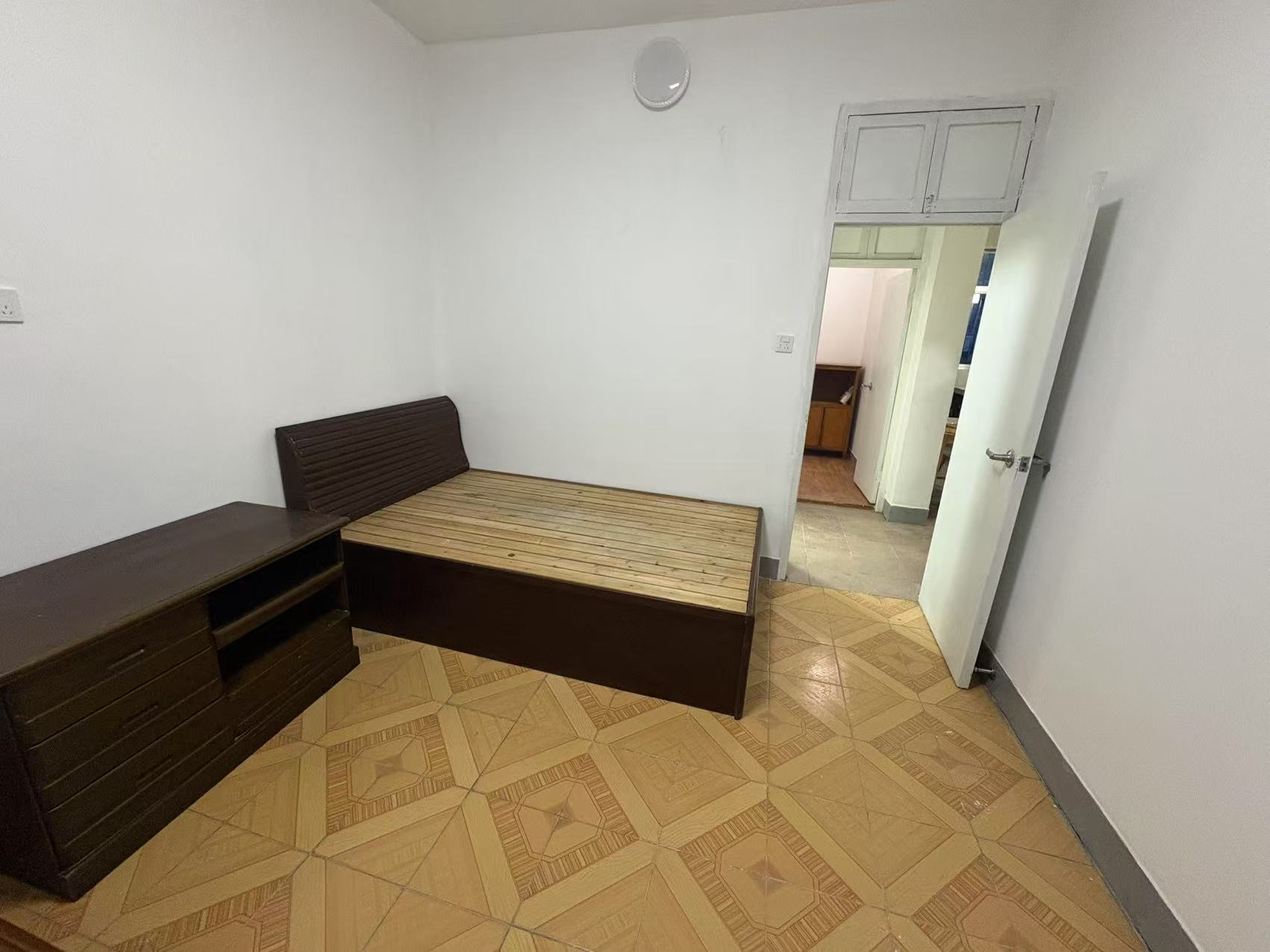 青年路新村 3室1厅1卫 68.90m&sup2;