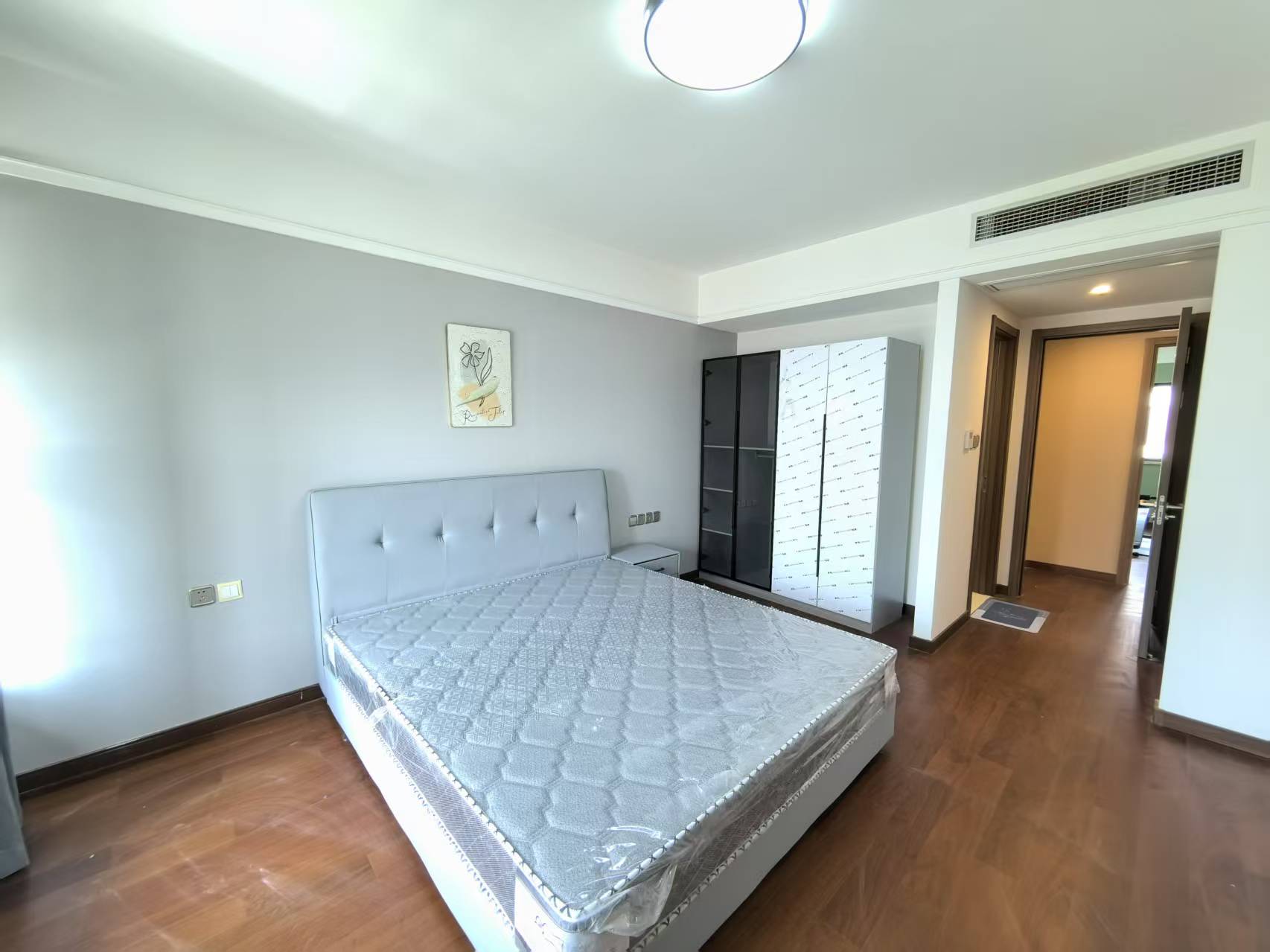 万科白鹭郡 3室2厅2卫 126m&sup2;
