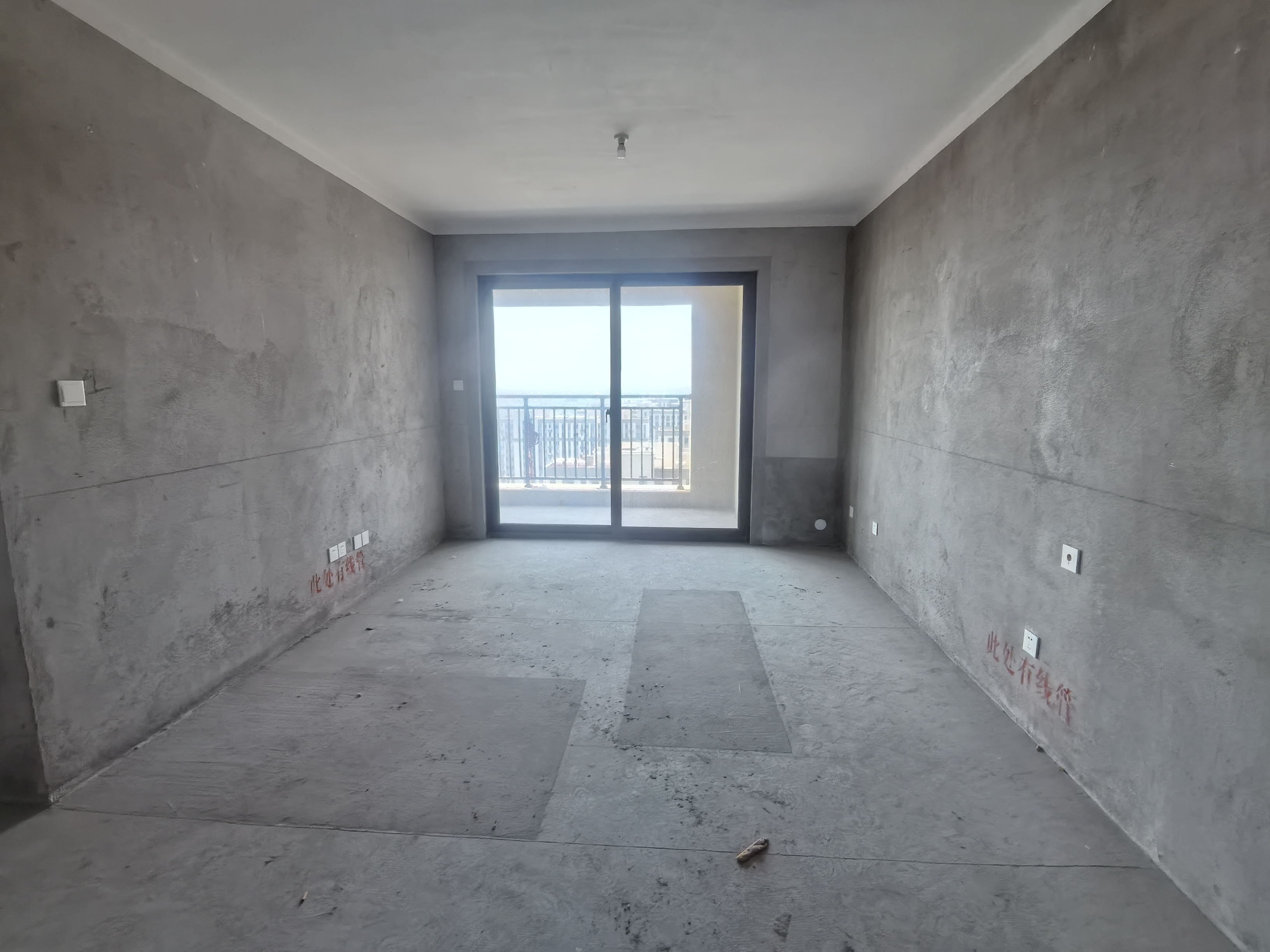 观澜台 3室2厅1卫 102m&sup2;