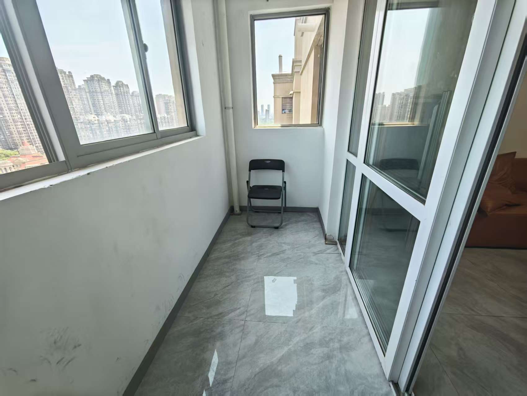 世濠花园 3室1厅1卫 106m&sup2;