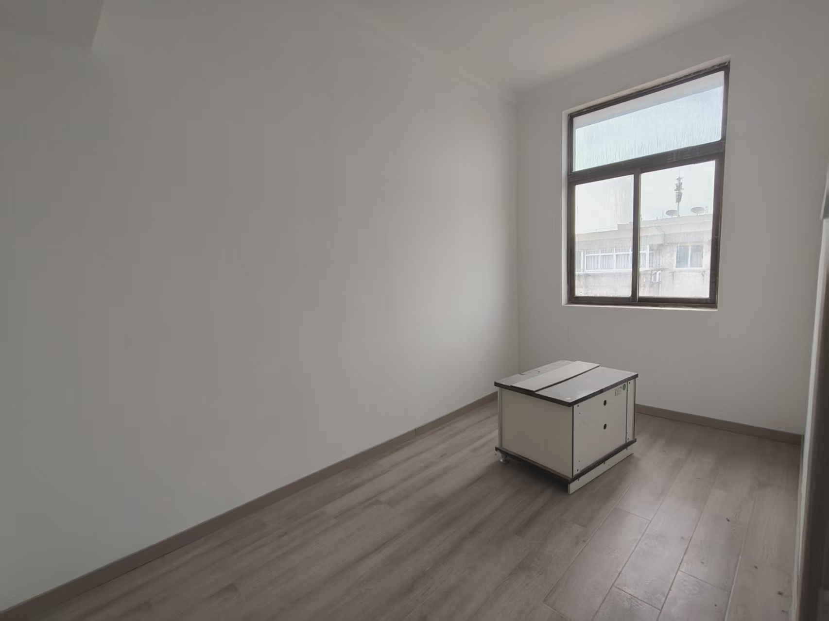 金南小区 3室2厅1卫 84m&sup2;