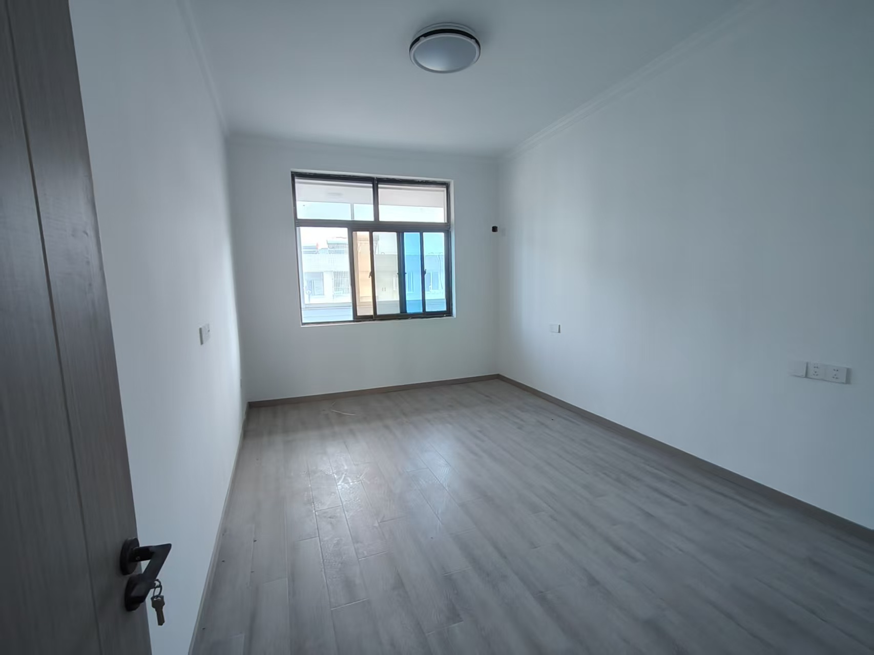 金南小区 3室2厅1卫 84m&sup2;