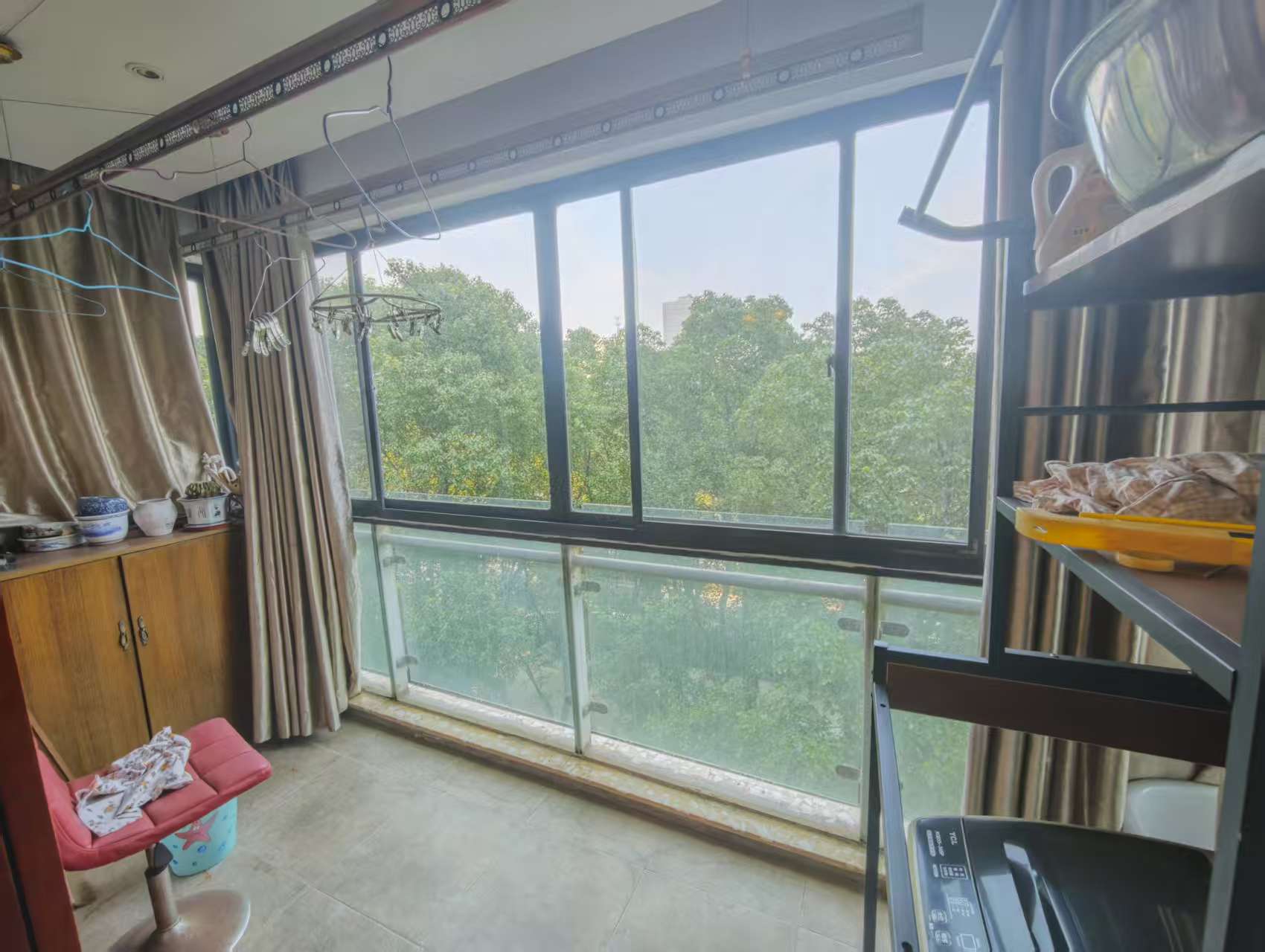 中南世纪城北区 3室2厅2卫 166m&sup2;