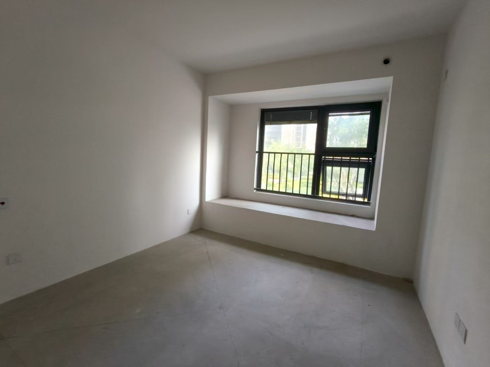 东时区 3室2厅2卫 115.00m&sup2;