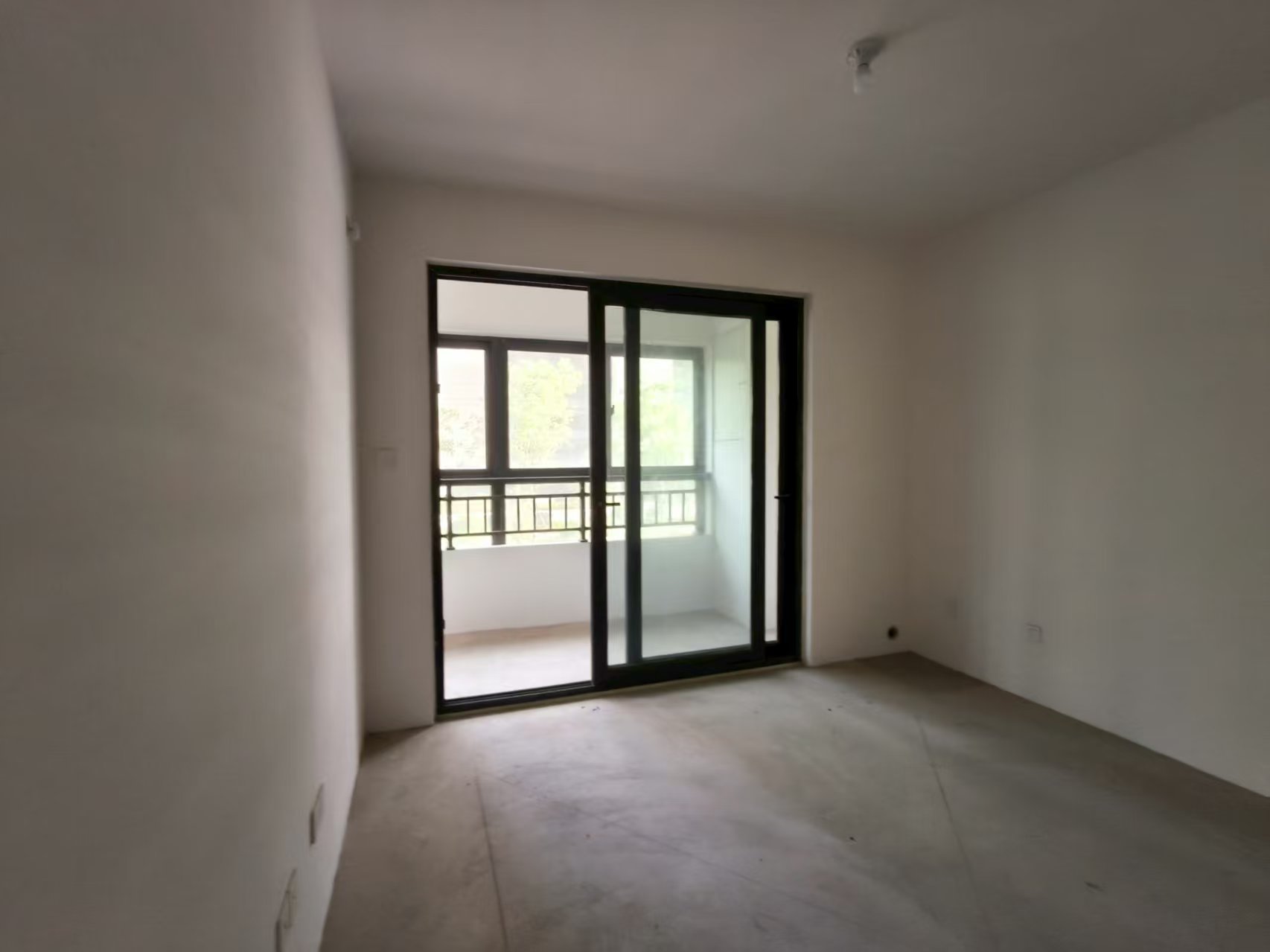 东时区 3室2厅2卫 115.00m&sup2;
