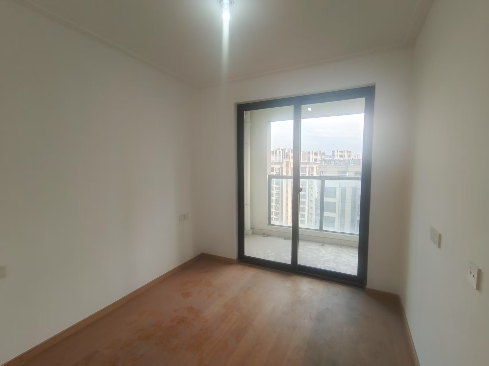 时光漫城 4室2厅2卫 124.66m&sup2;