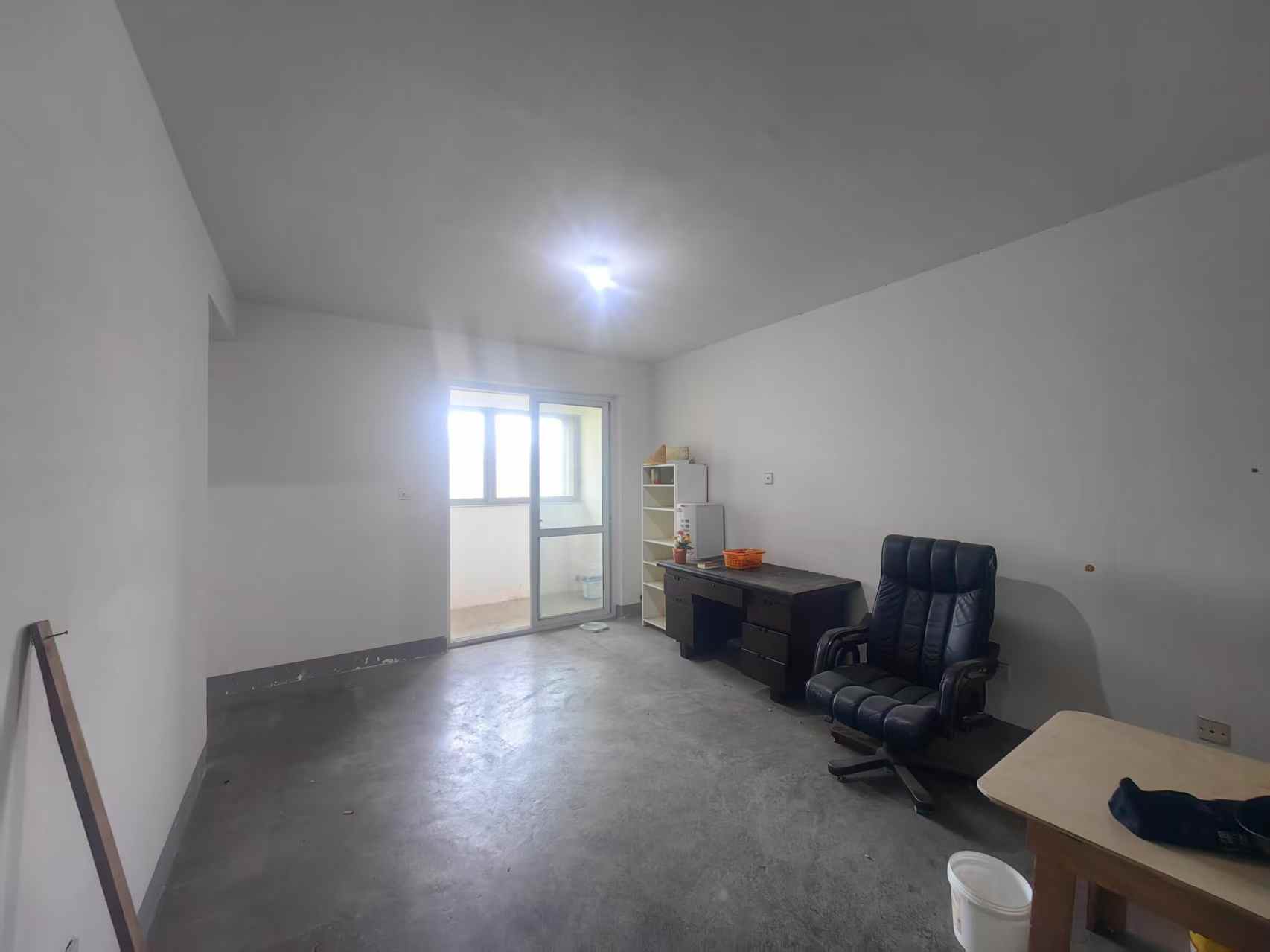 世濠花园 3室1厅1卫 92m&sup2;