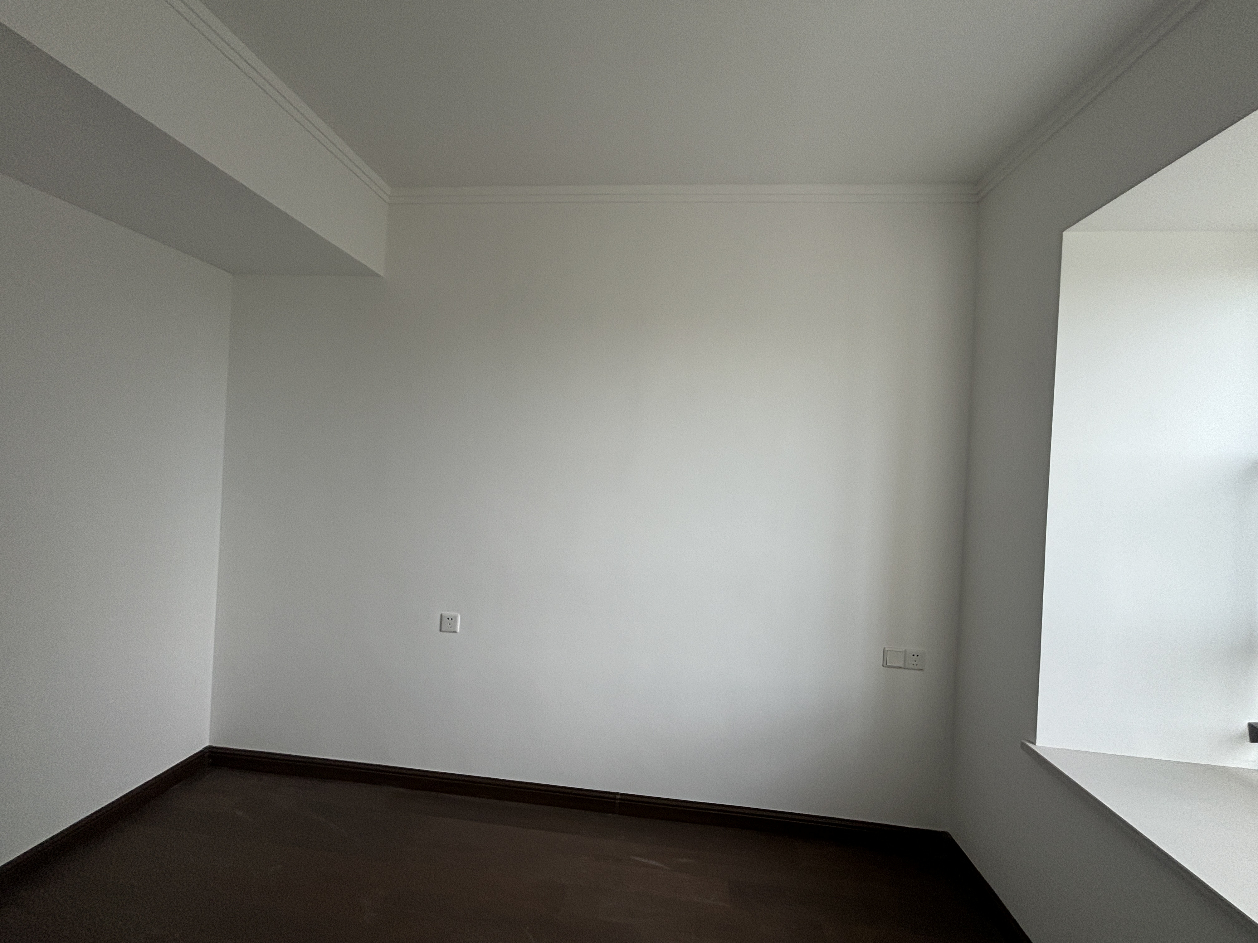华强国际公馆 4室2厅2卫 143m&sup2;