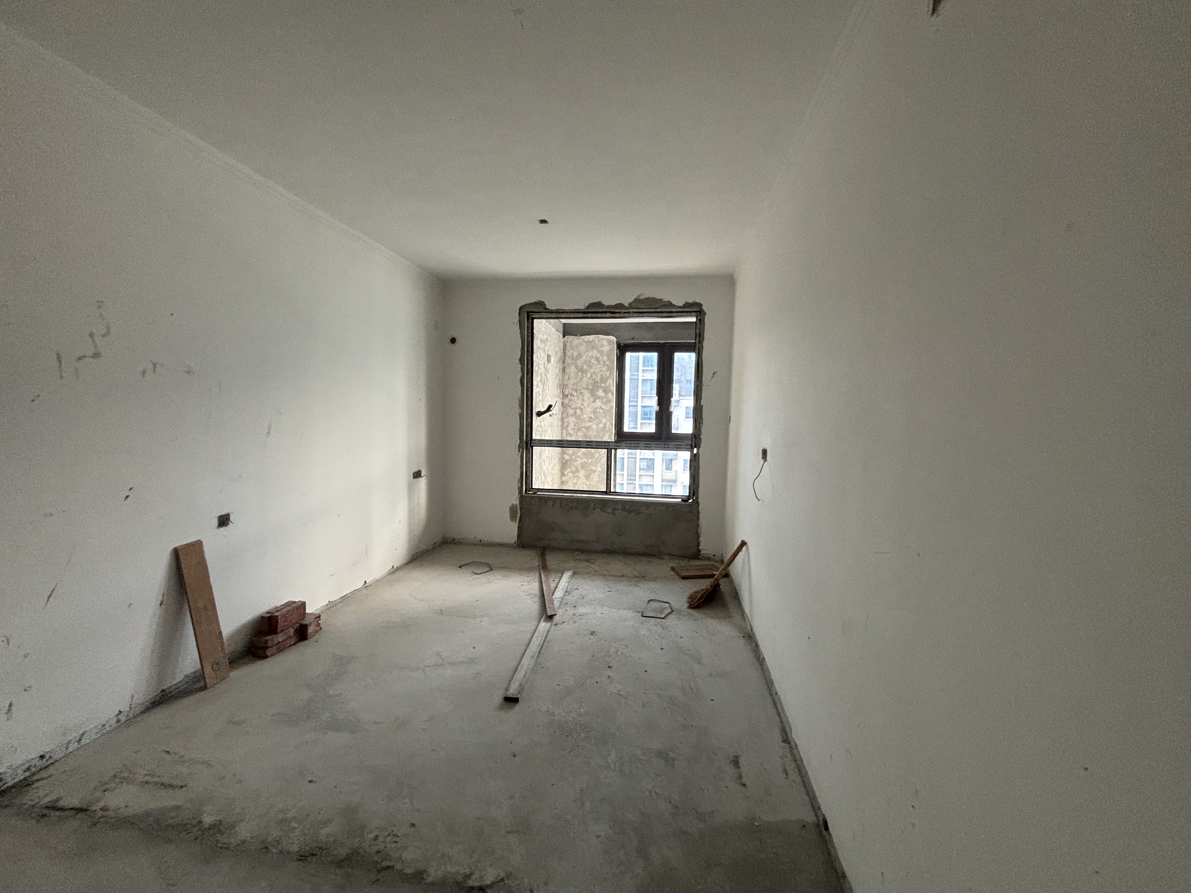 华强国际公馆 4室2厅3卫 189.25m&sup2;