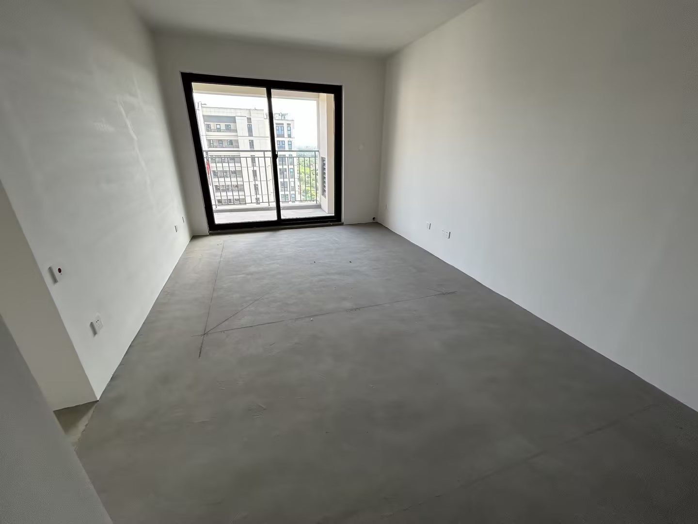 华悦铭苑 3室2厅1卫 96m&sup2;