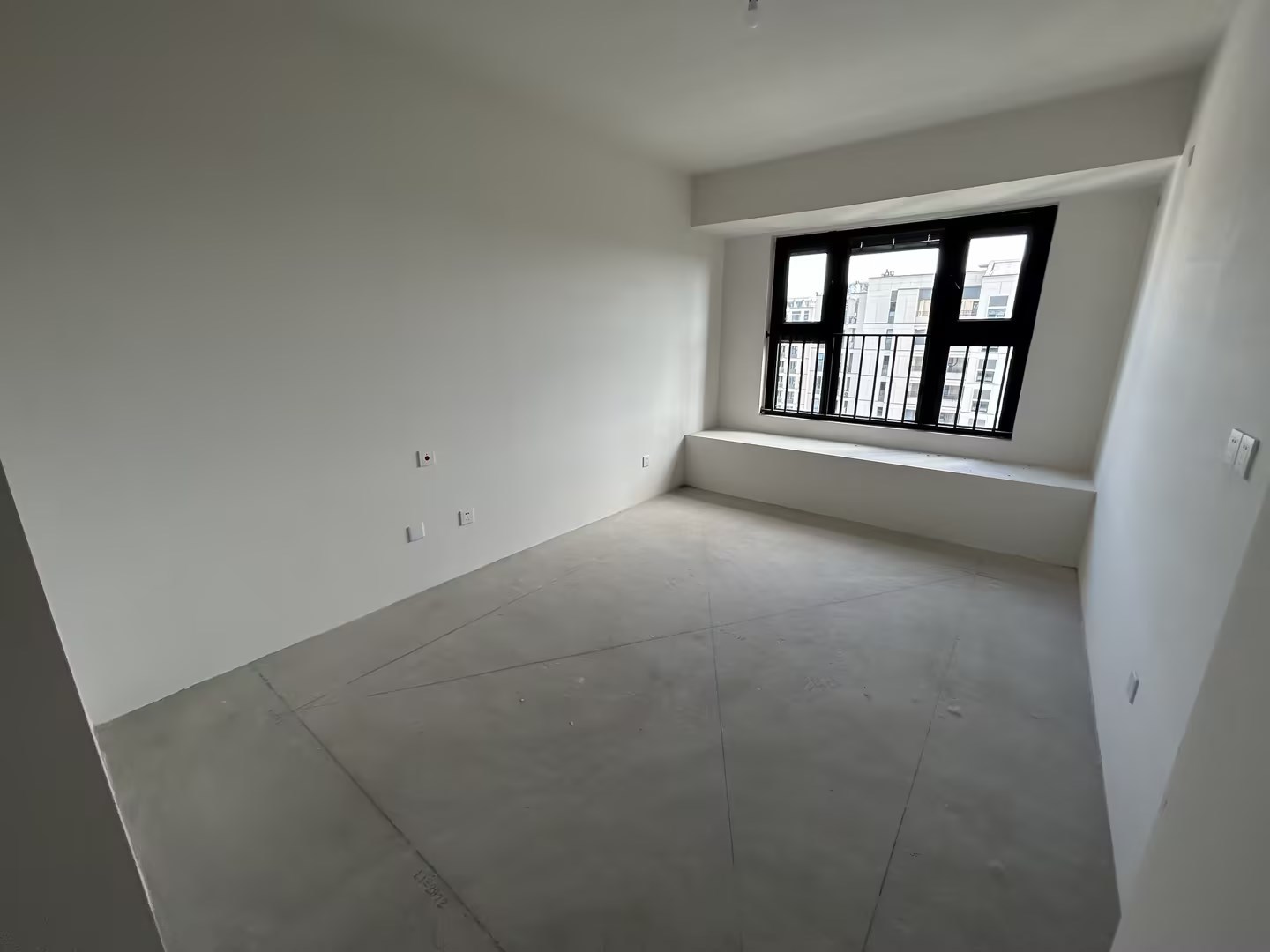 华悦铭苑 3室2厅1卫 96m&sup2;