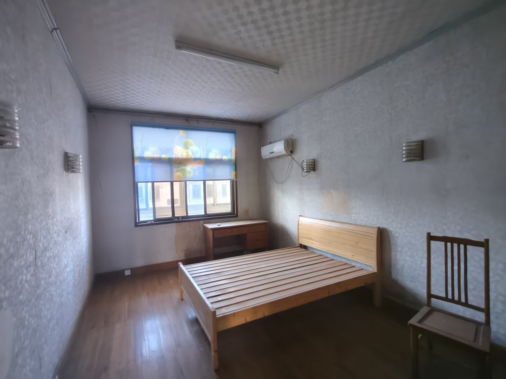 金南小区 3室2厅1卫 84m&sup2;