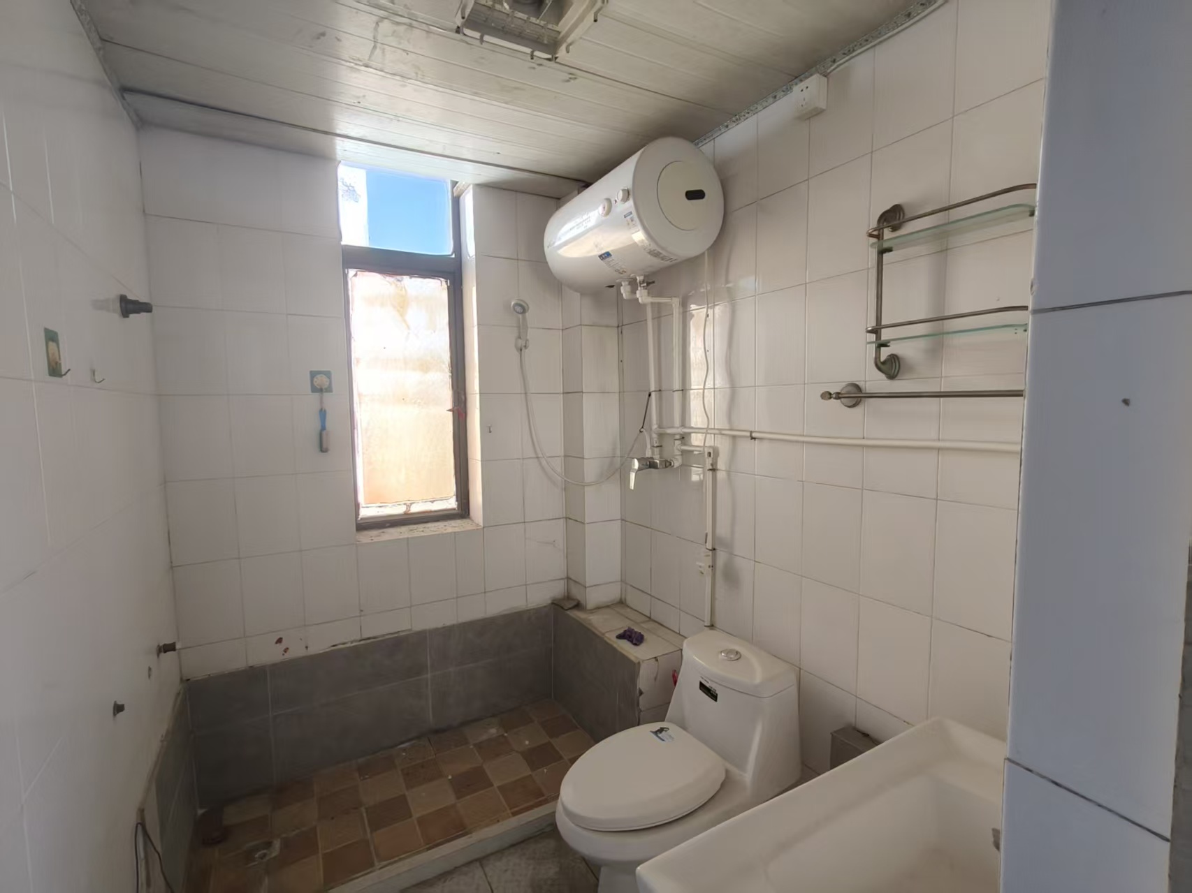 金南小区 3室2厅1卫 84m&sup2;