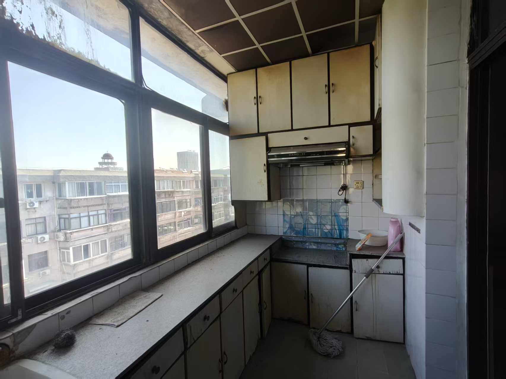 金南小区 3室2厅1卫 84m&sup2;