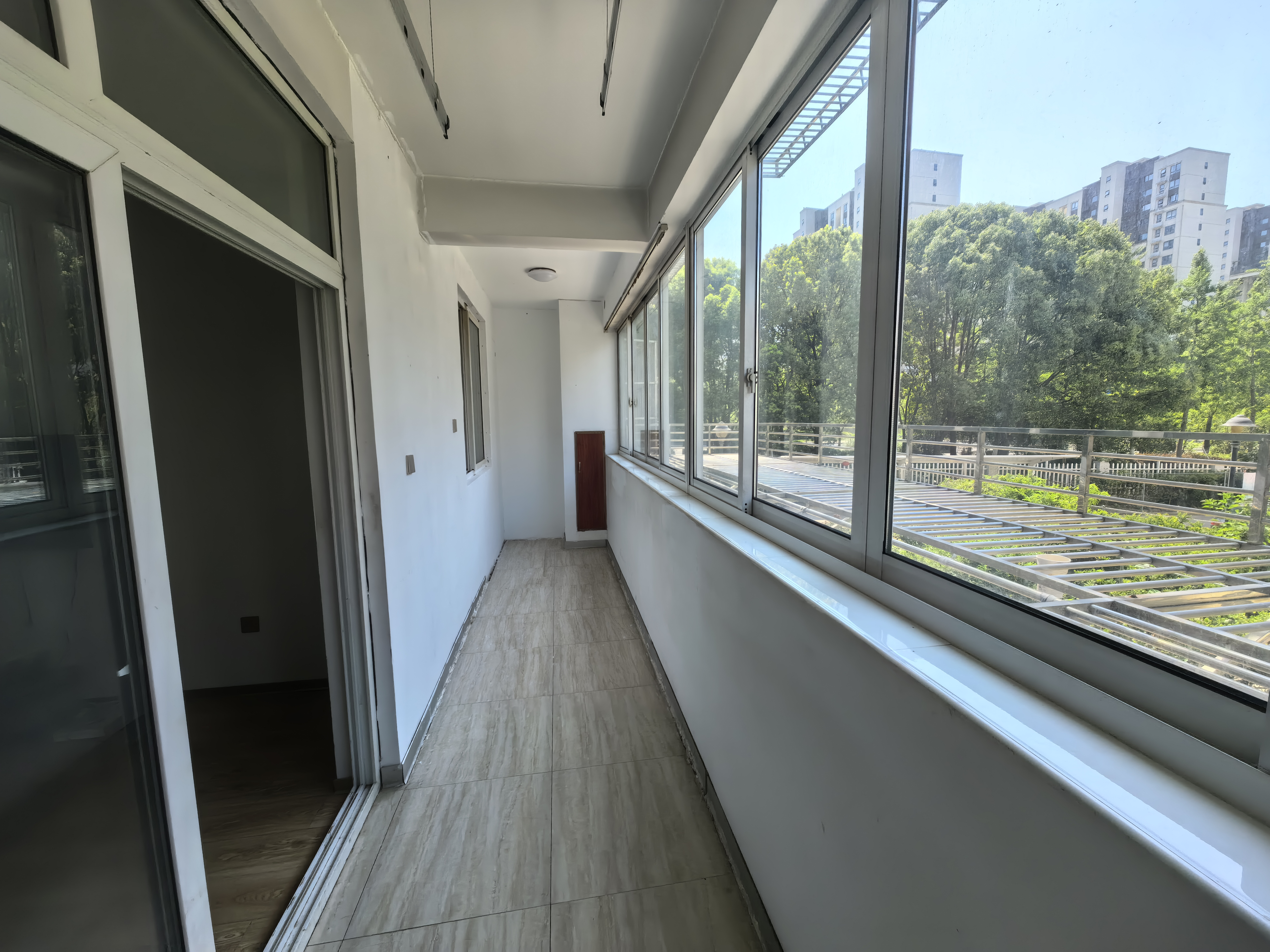 金霞南苑北区 3室2厅2卫 141.36m&sup2;