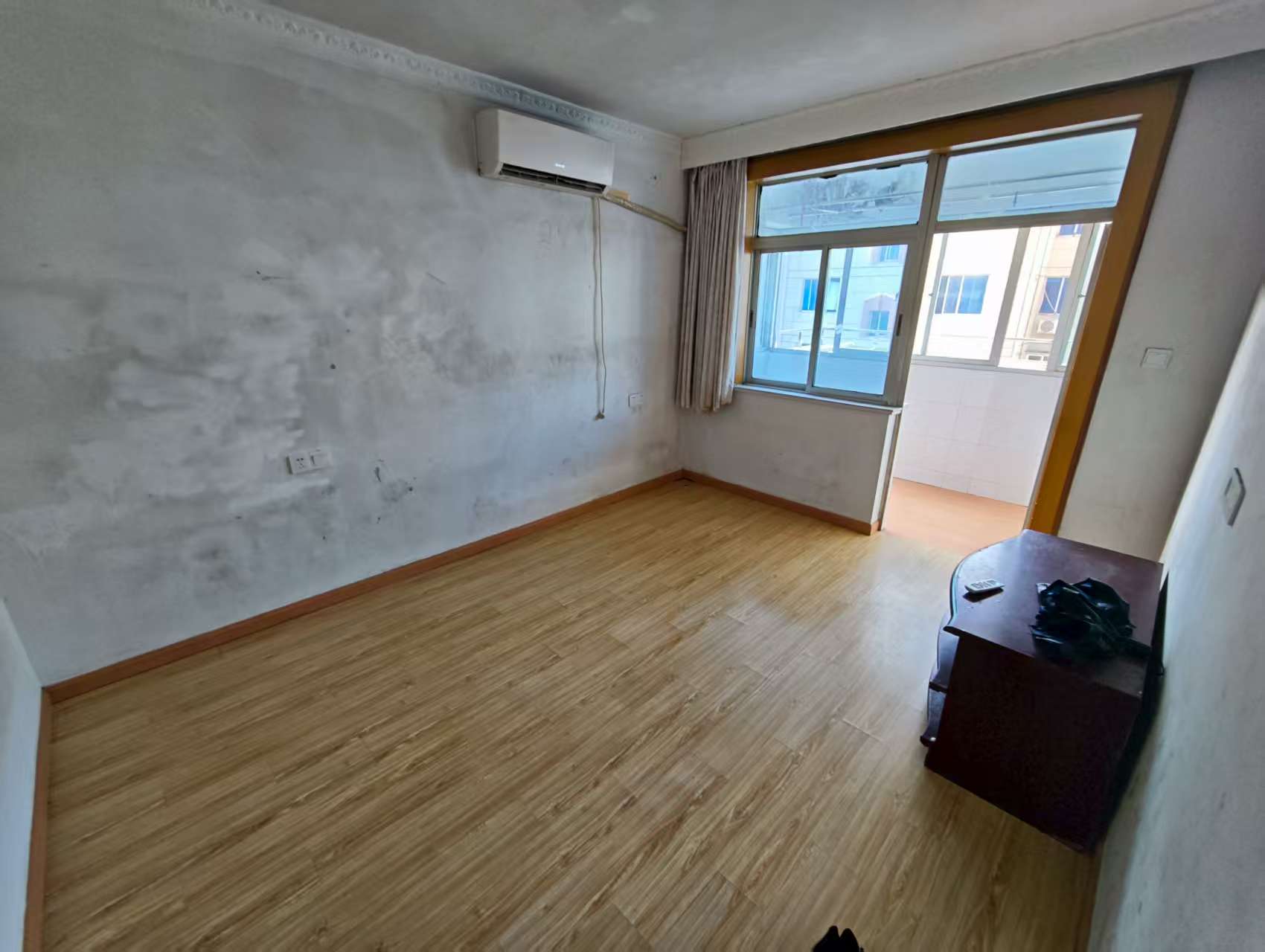 南川园新村 3室1厅1卫 90m&sup2;