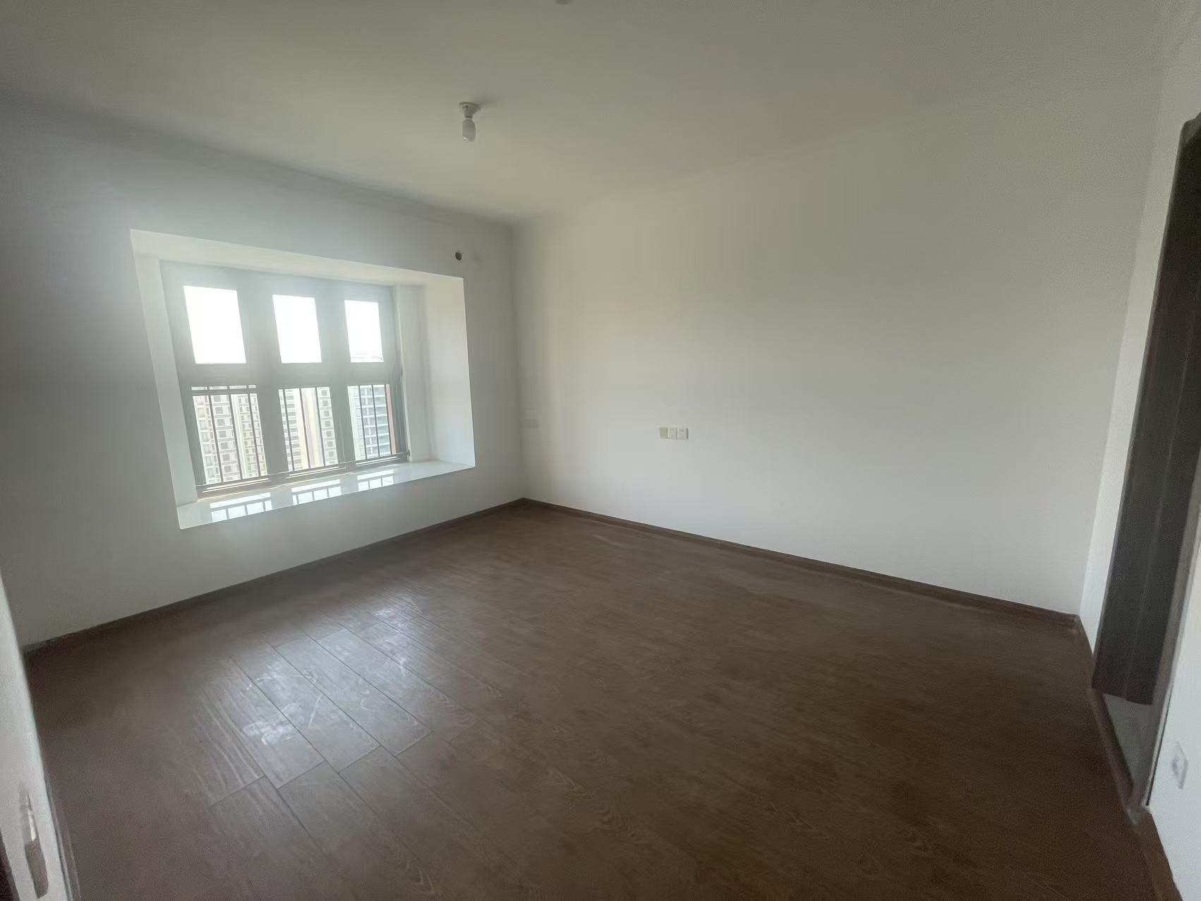 碧桂园时代悦城 3室2厅2卫 114m&sup2;