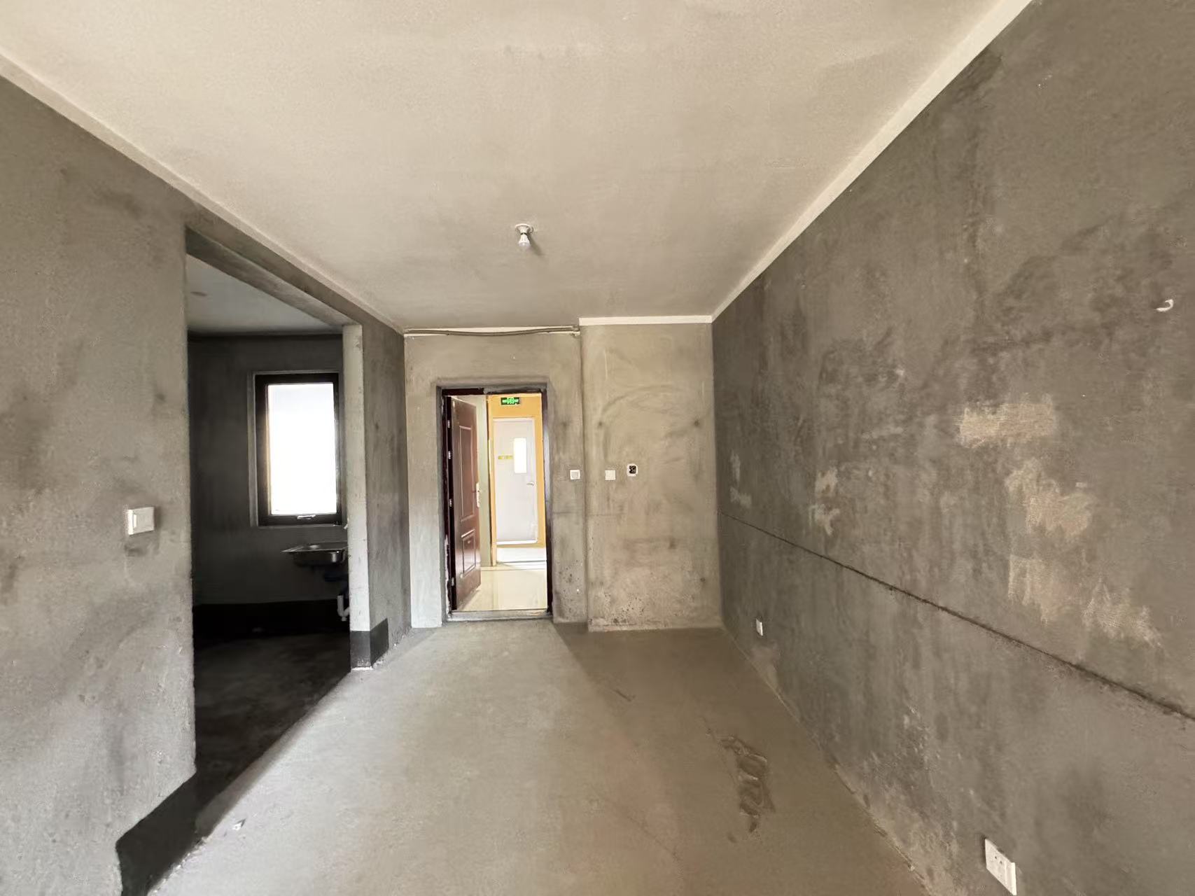 保利香槟国际 3室2厅2卫 117m&sup2;
