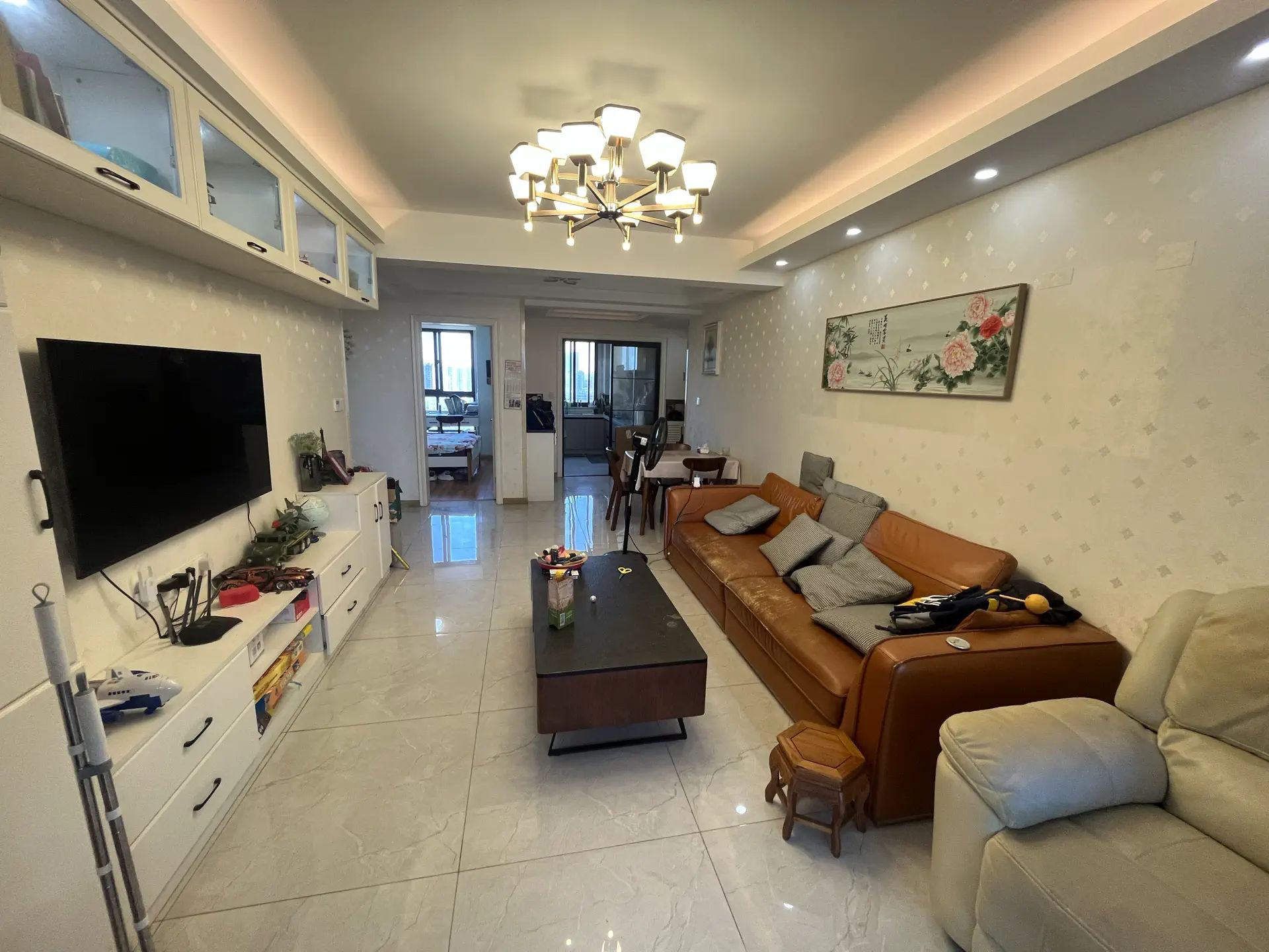 书香华府小区 3室2厅1卫 109m&sup2;