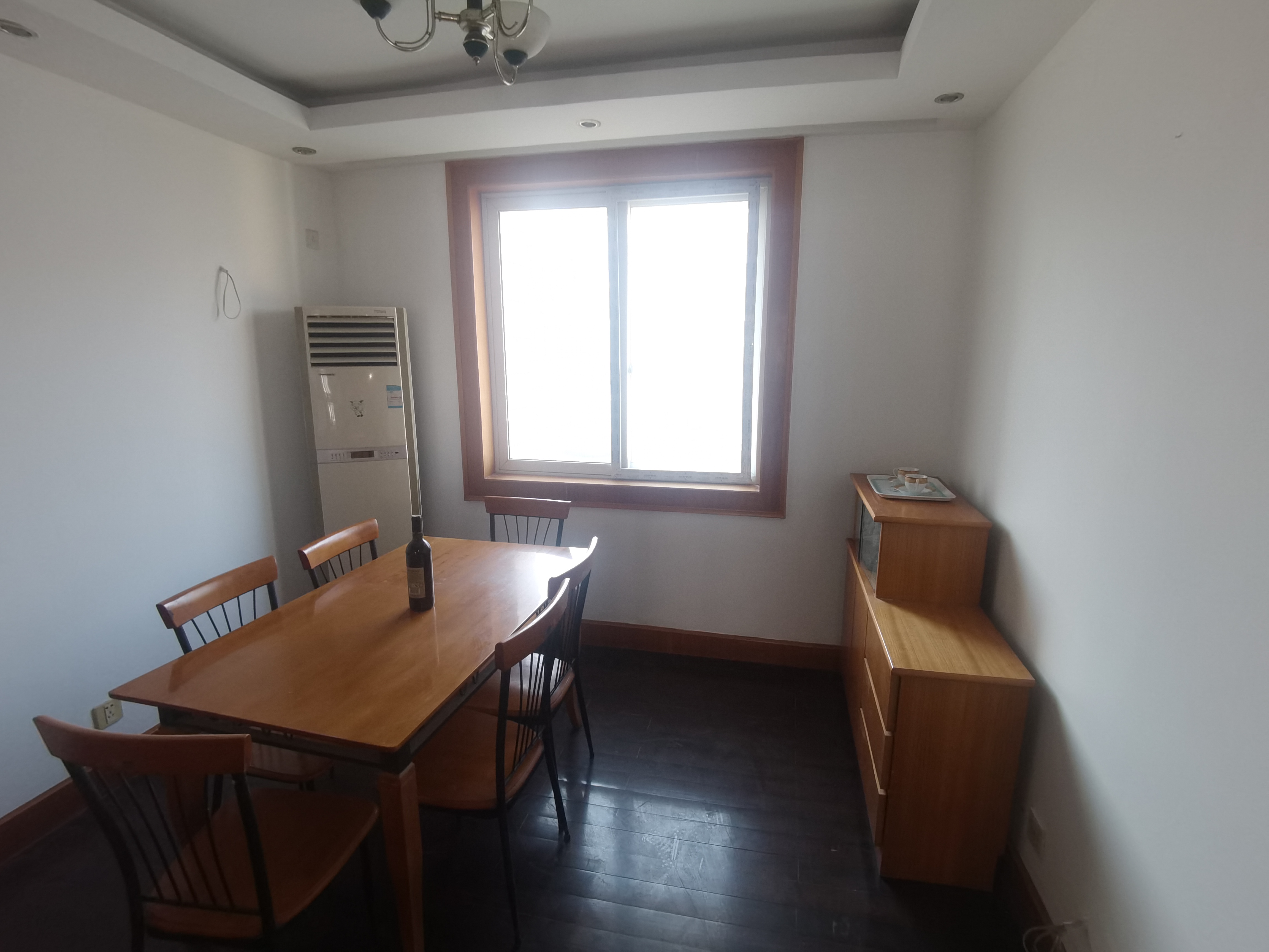 朝晖花园 4室3厅1卫 193.00m&sup2;