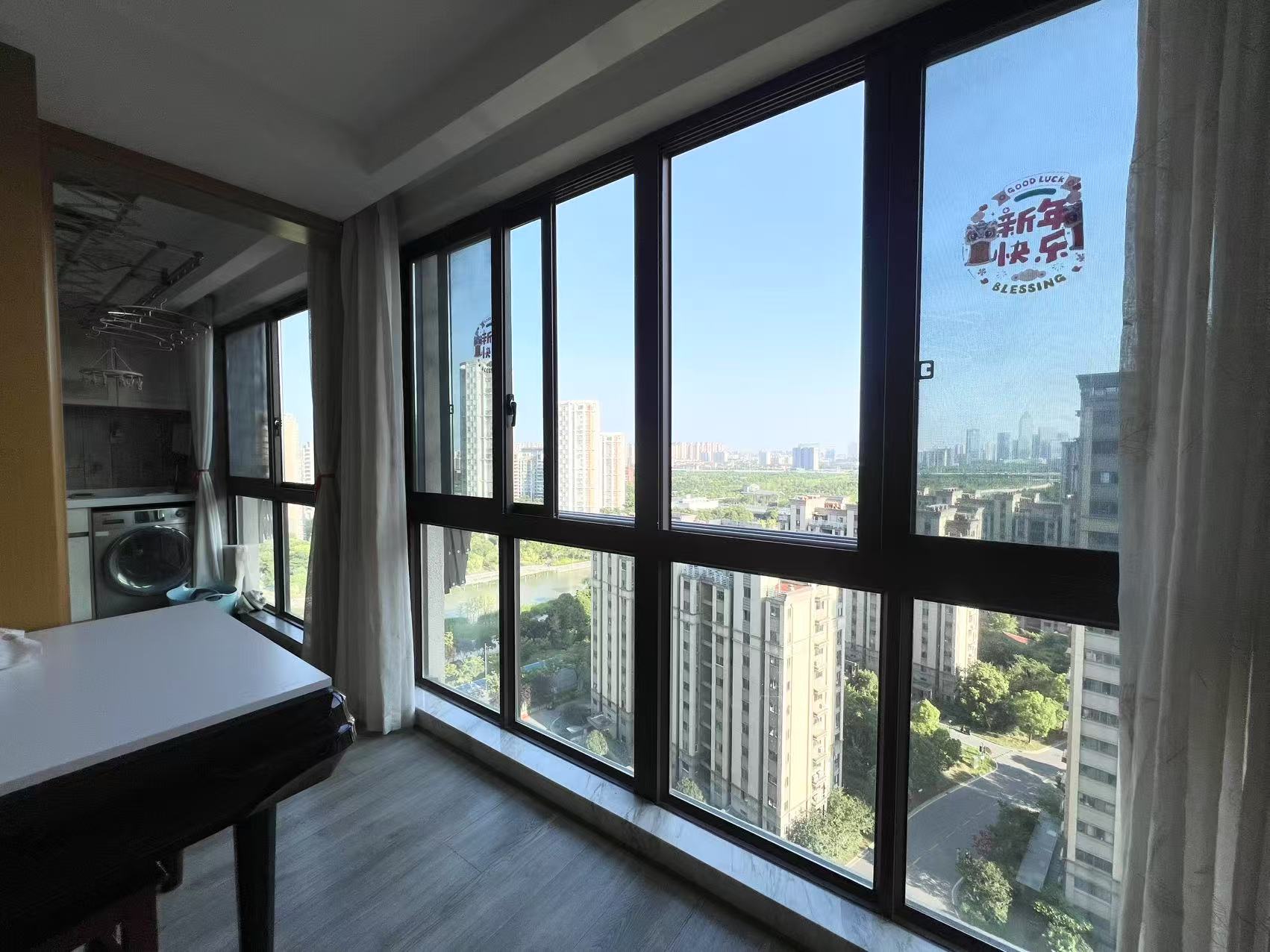 紫东南苑北区 3室2厅1卫 131m&sup2;