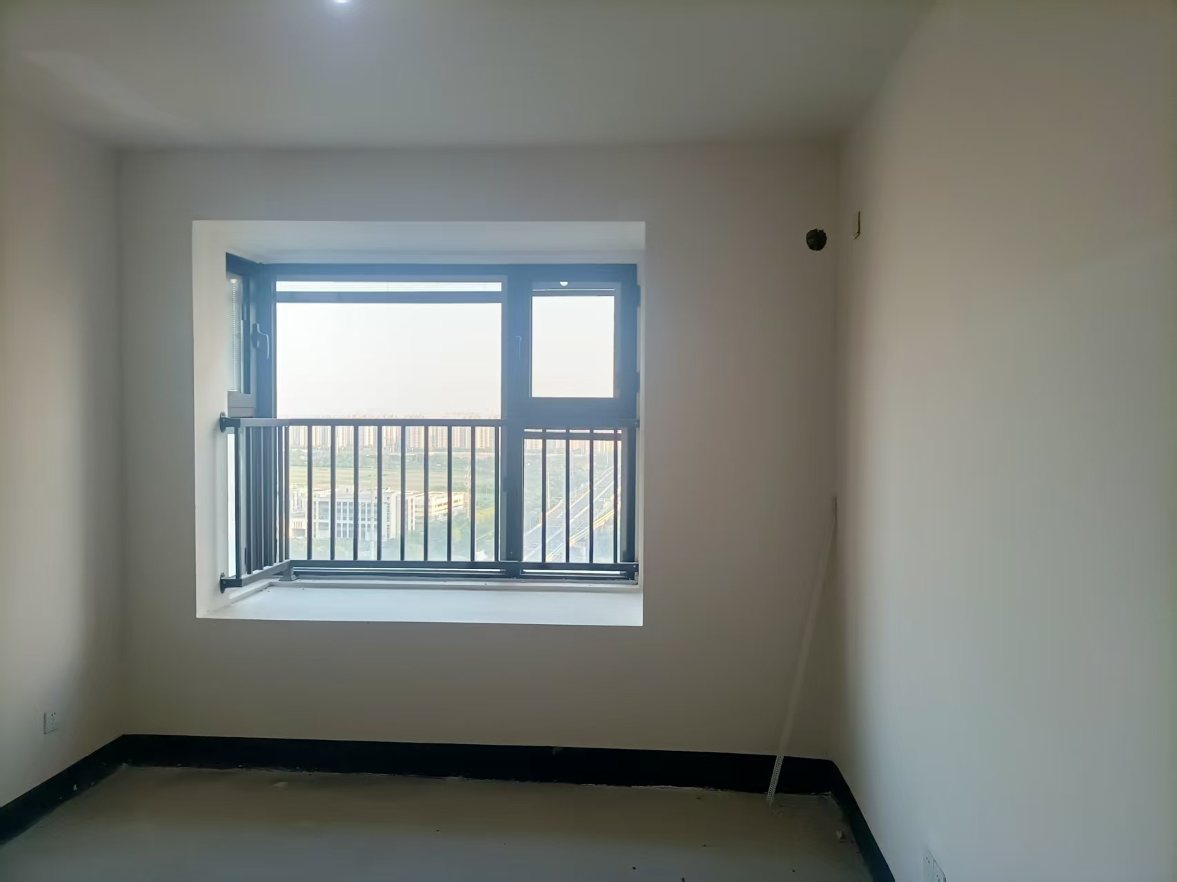 绿地新里城 3室2厅2卫 106.8m&sup2;