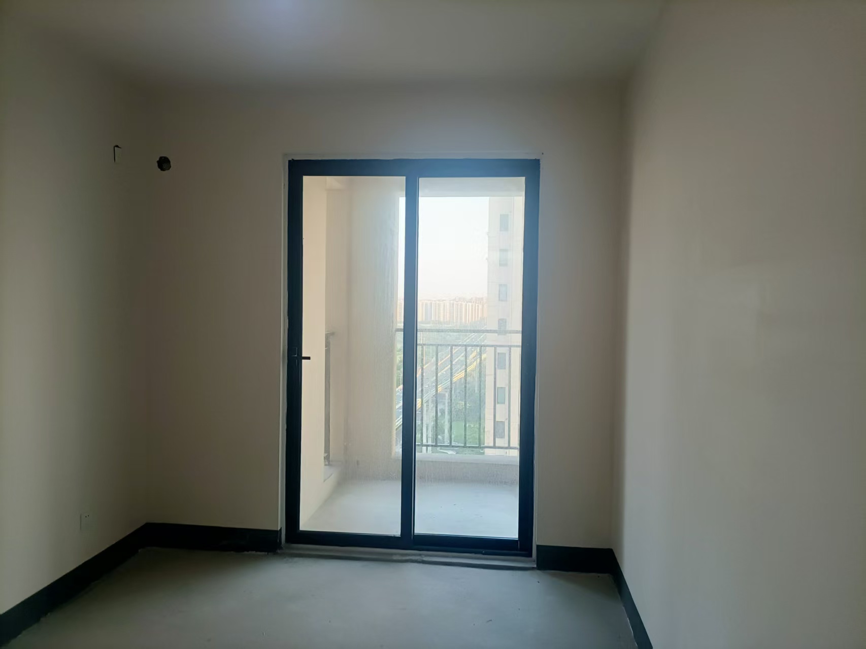 绿地新里城 3室2厅2卫 106.8m&sup2;