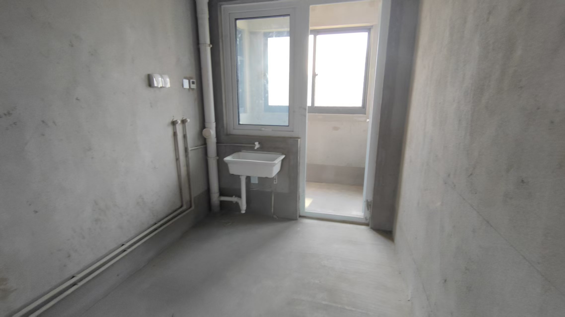 衡通嘉苑 3室1厅1卫 98m&sup2;