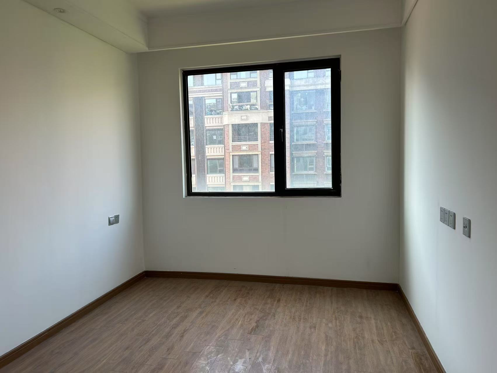 佳期漫 4室1厅1卫 147m&sup2;