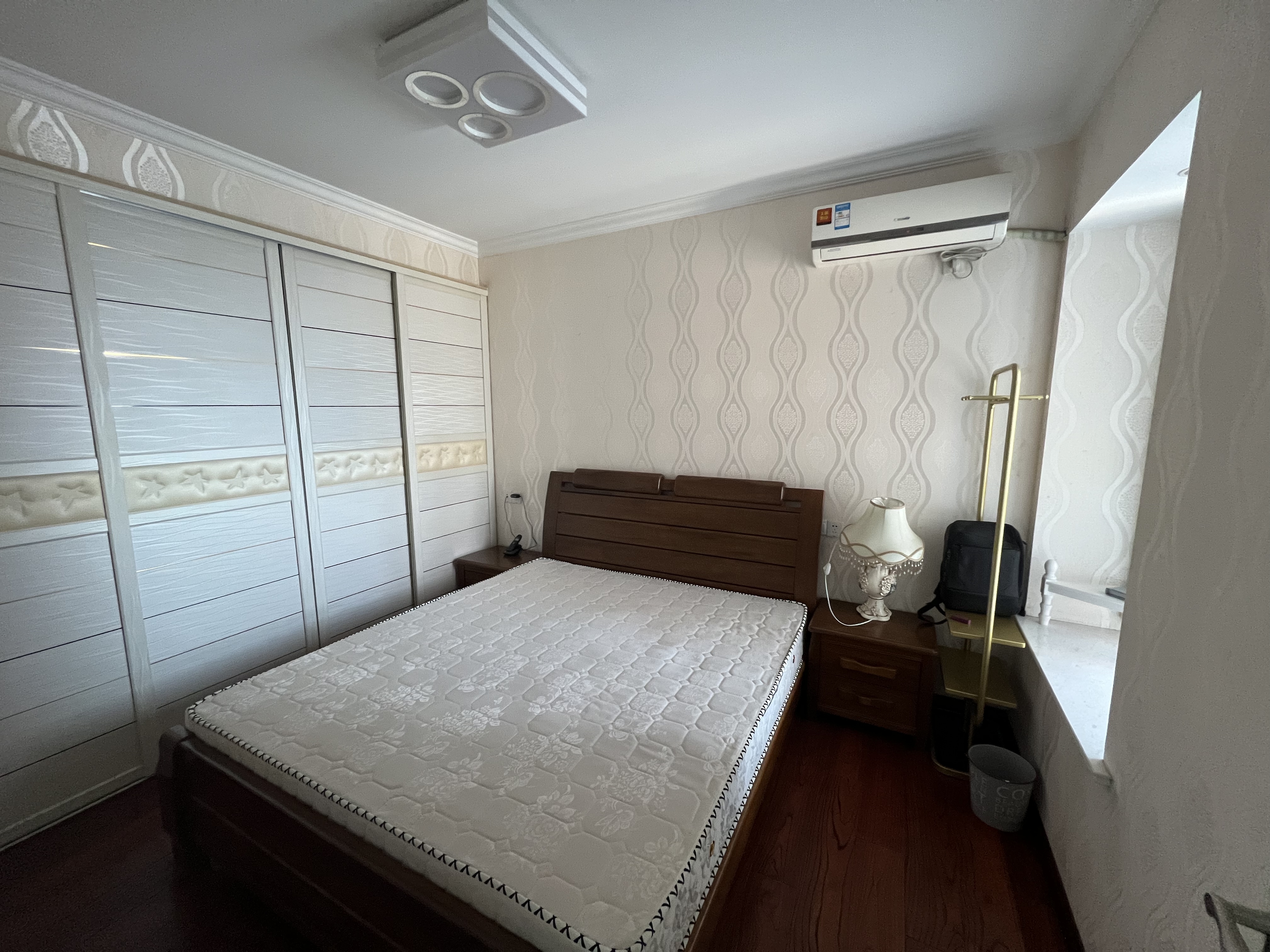 桂花小镇 2室2厅1卫 97.29m&sup2;