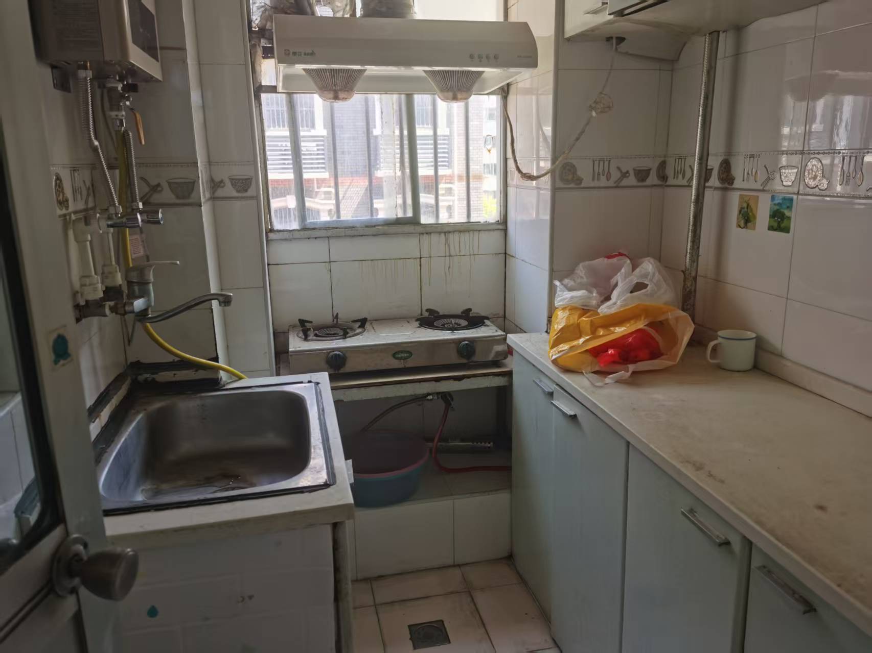 濠东路63号 3室1厅1卫 81.28m&sup2;