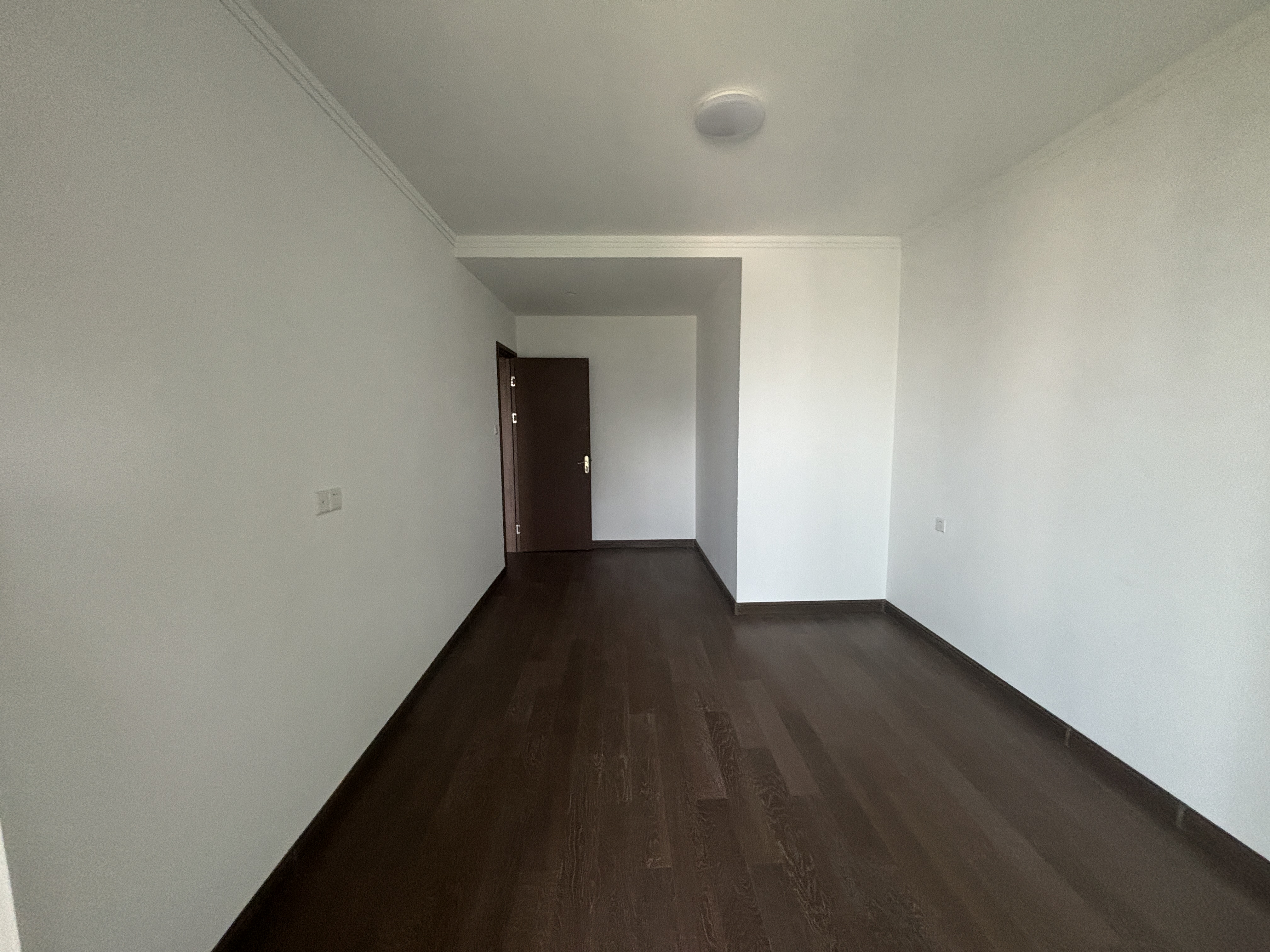 华强国际公馆 3室2厅2卫 144m&sup2;
