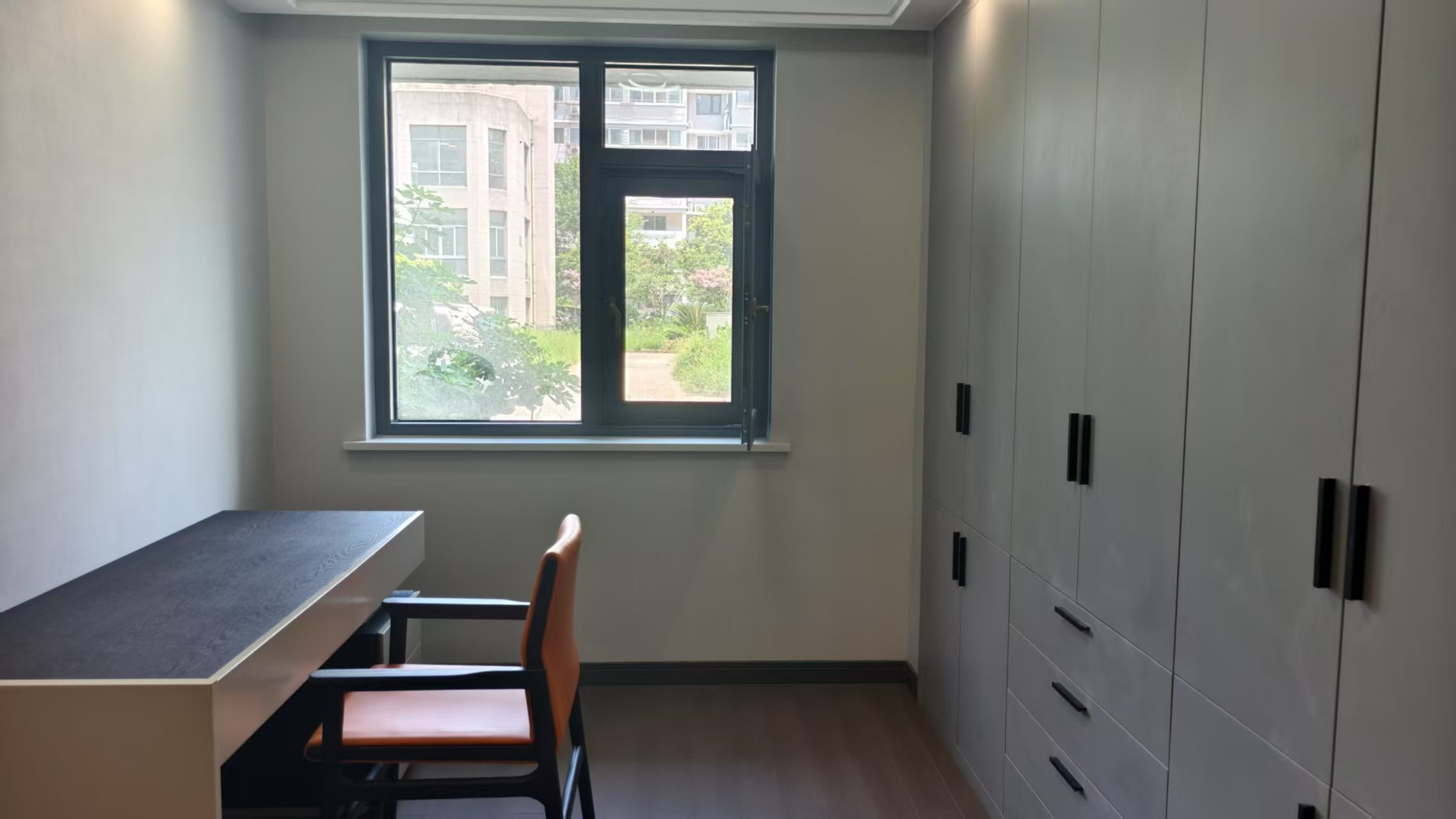 宝隆花园 3室2厅1卫 103.00m&sup2;