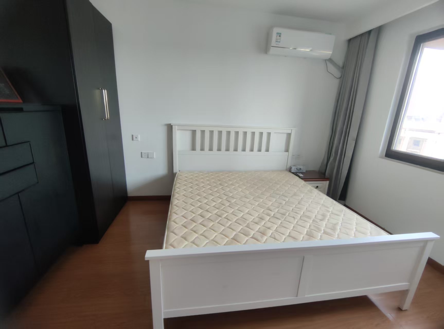 红星嘉苑 3室2厅2卫 138.00m&sup2;