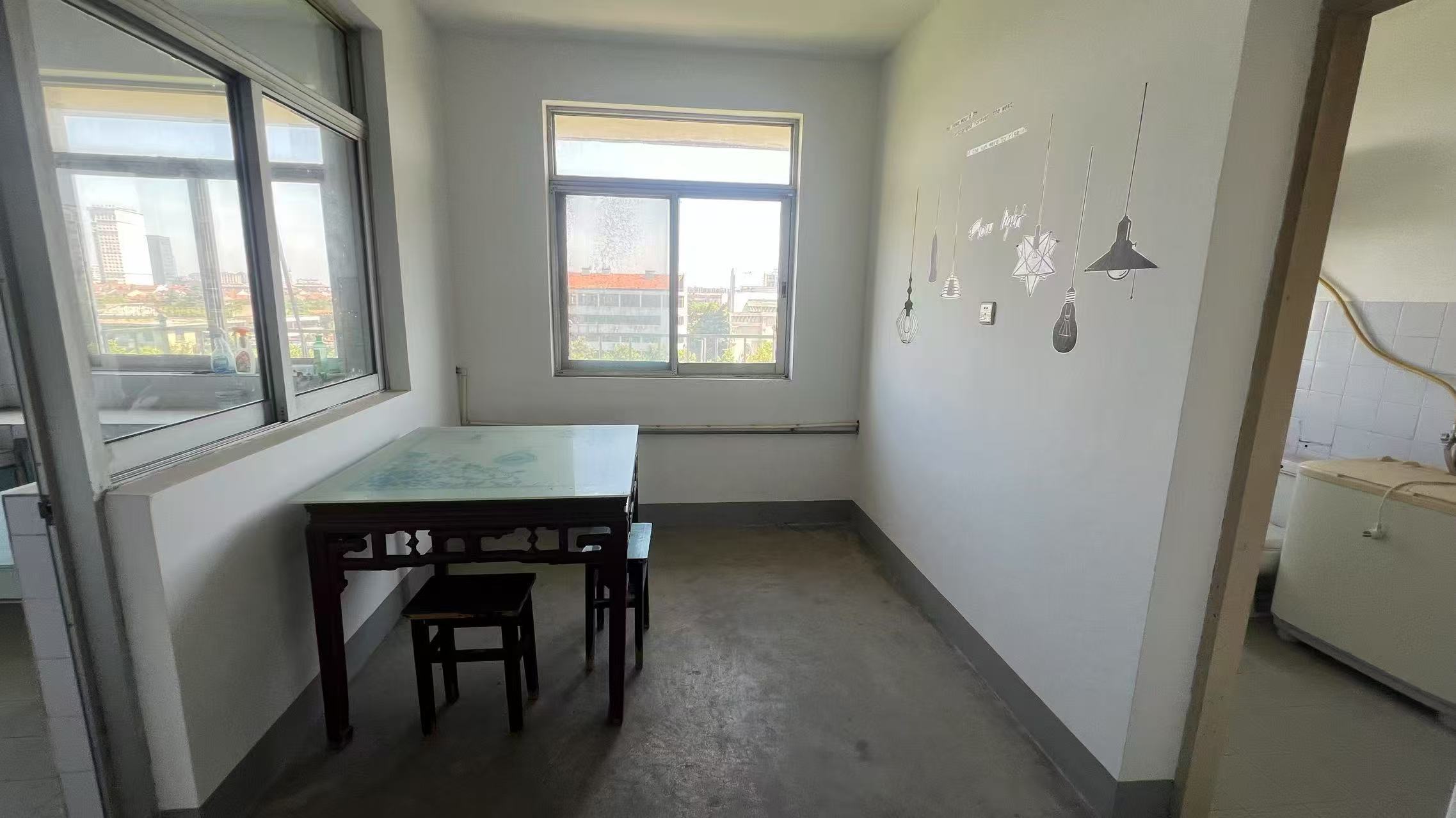 金和小区 3室2厅1卫 101m&sup2;