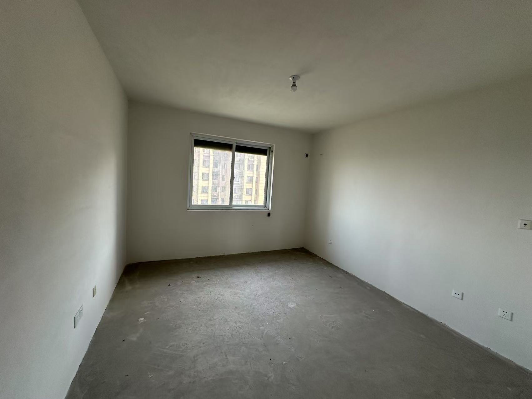 景明花苑 3室1厅1卫 116m&sup2;