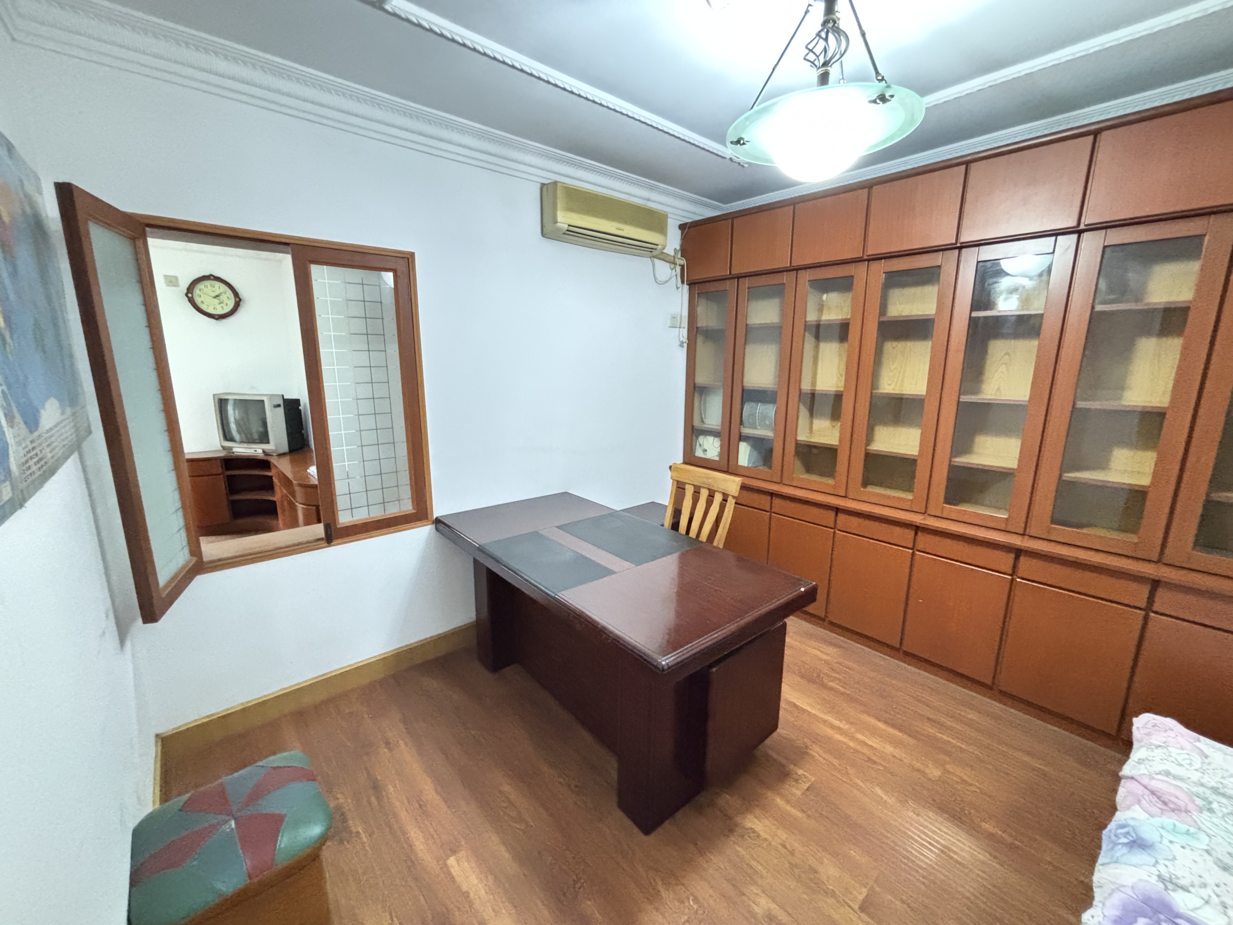 华侨花苑 3室2厅1卫 132m&sup2;
