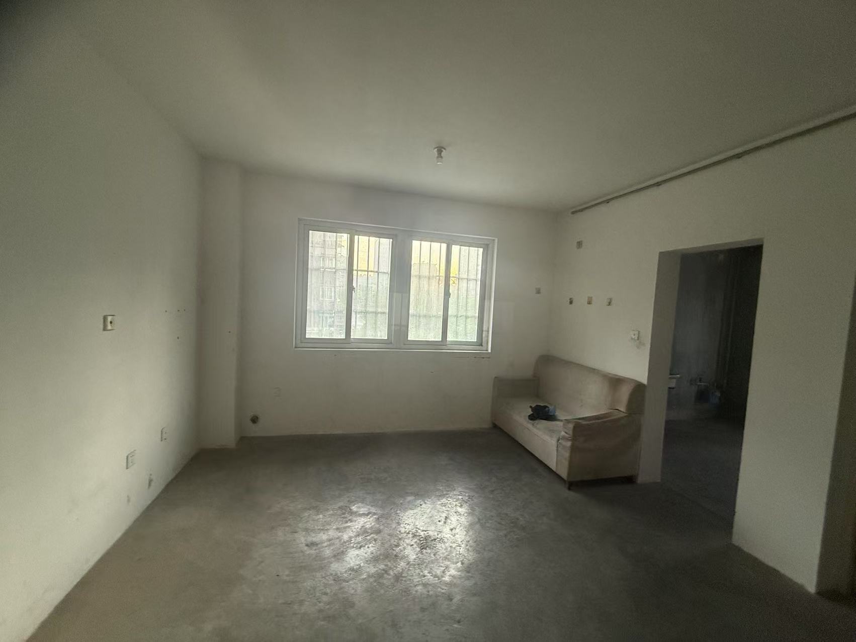 兴和家园 2室2厅1卫 99.49m&sup2;