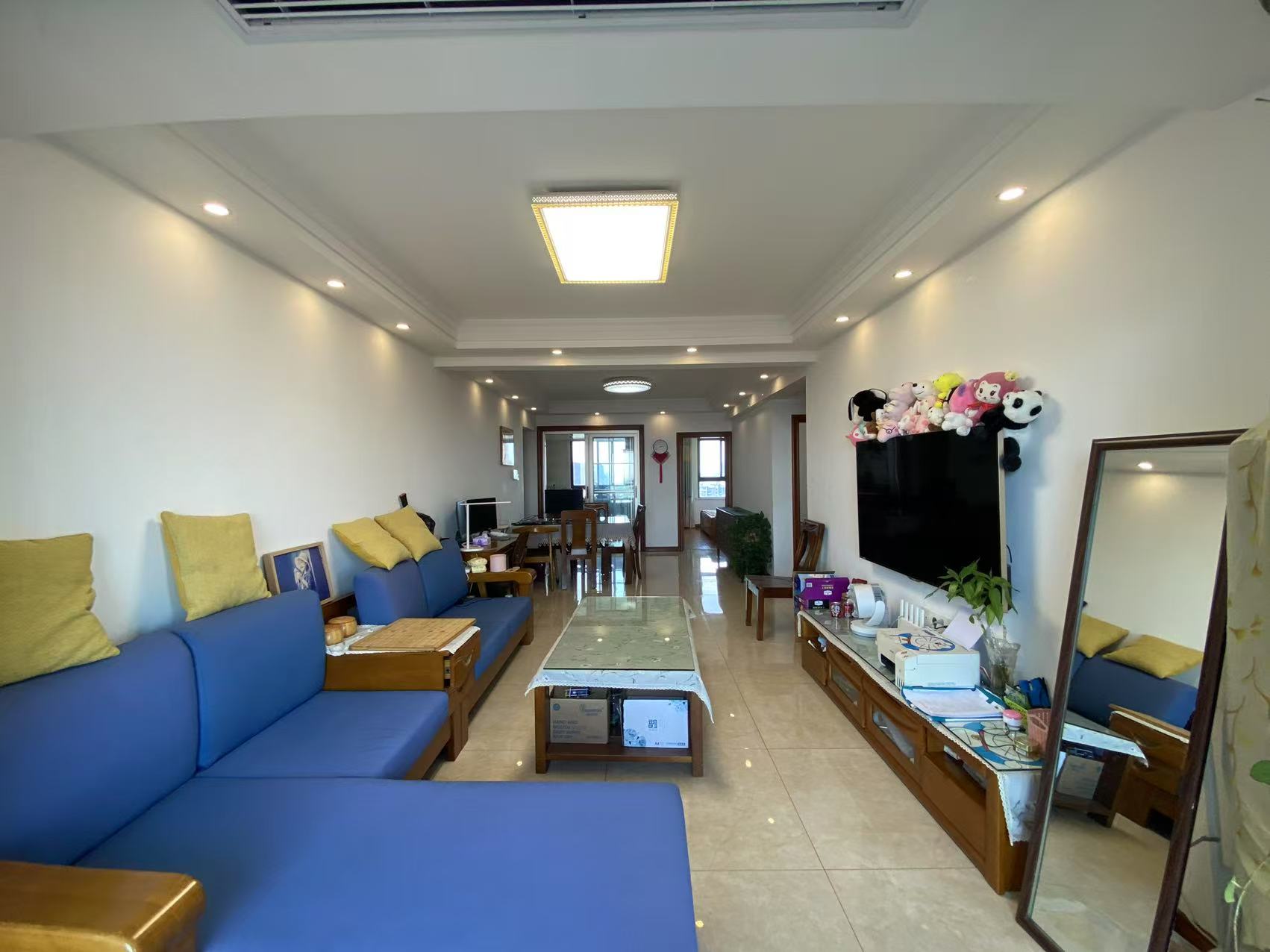 万濠星城 3室2厅1卫 119.12m²